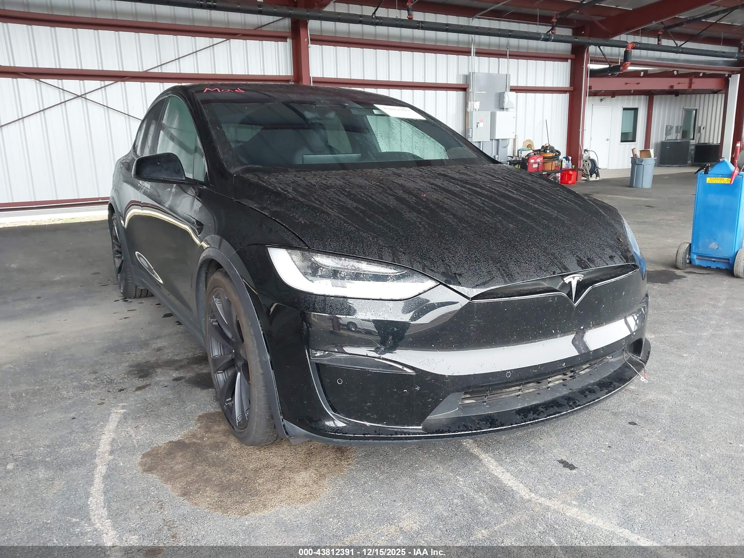 2022 Tesla Model X, VIN 7SAXCBE50NF328651 — Not stated