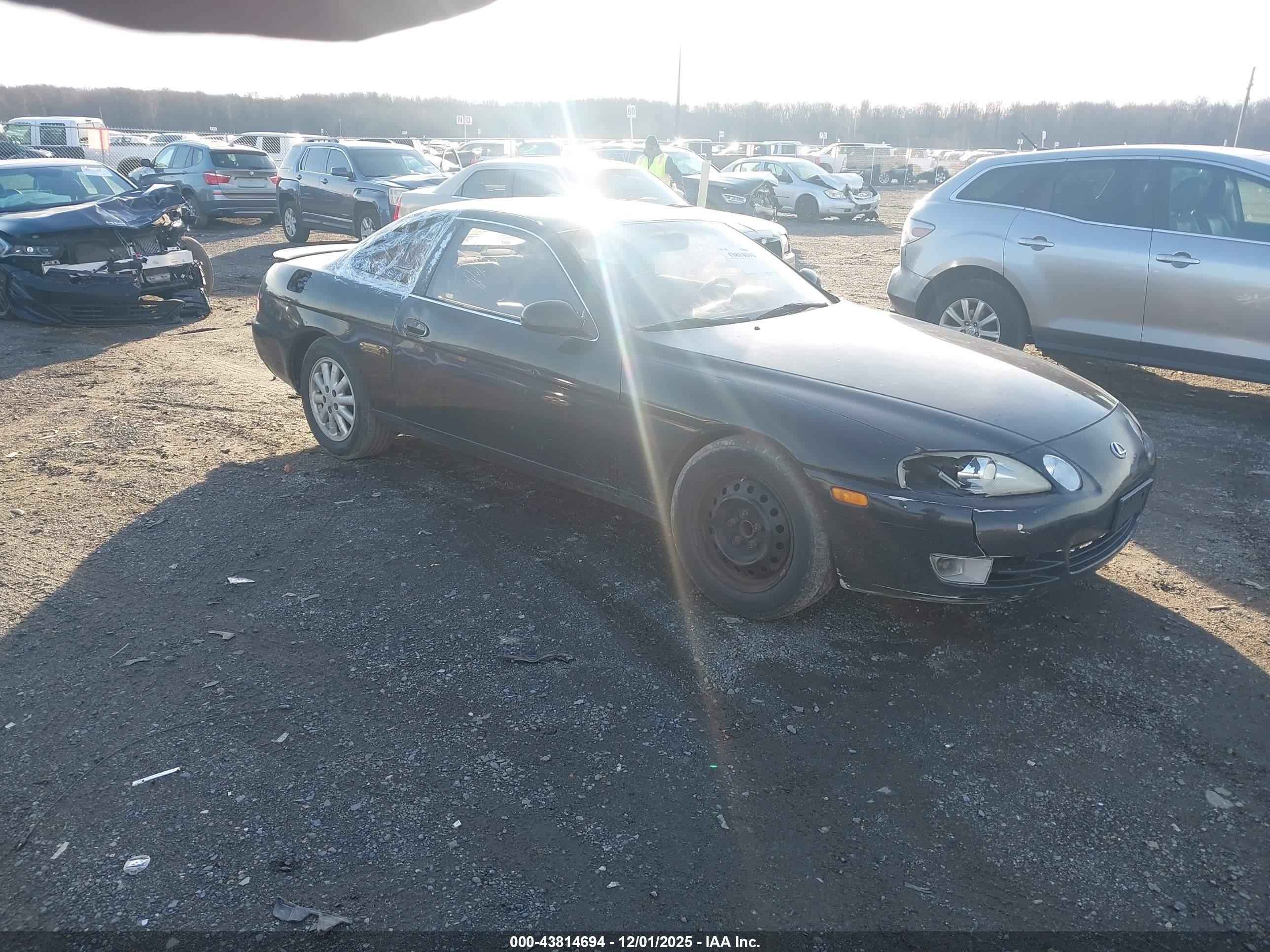 1996 Lexus SC 300, VIN JT8CD32Z6T0036700 — Rear end