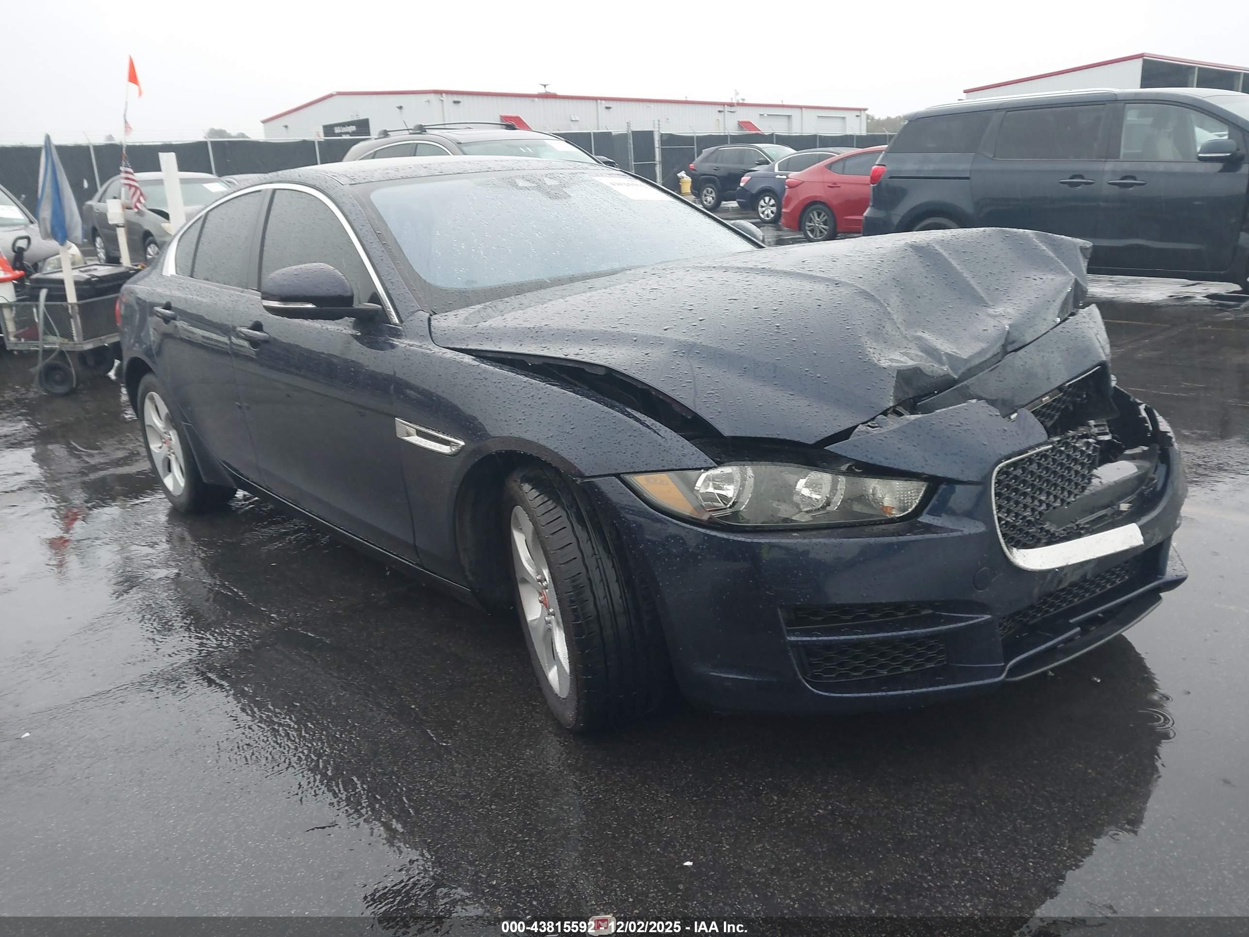2018 Jaguar XE 25t, VIN SAJAR4FX9JCP37320 — Front end