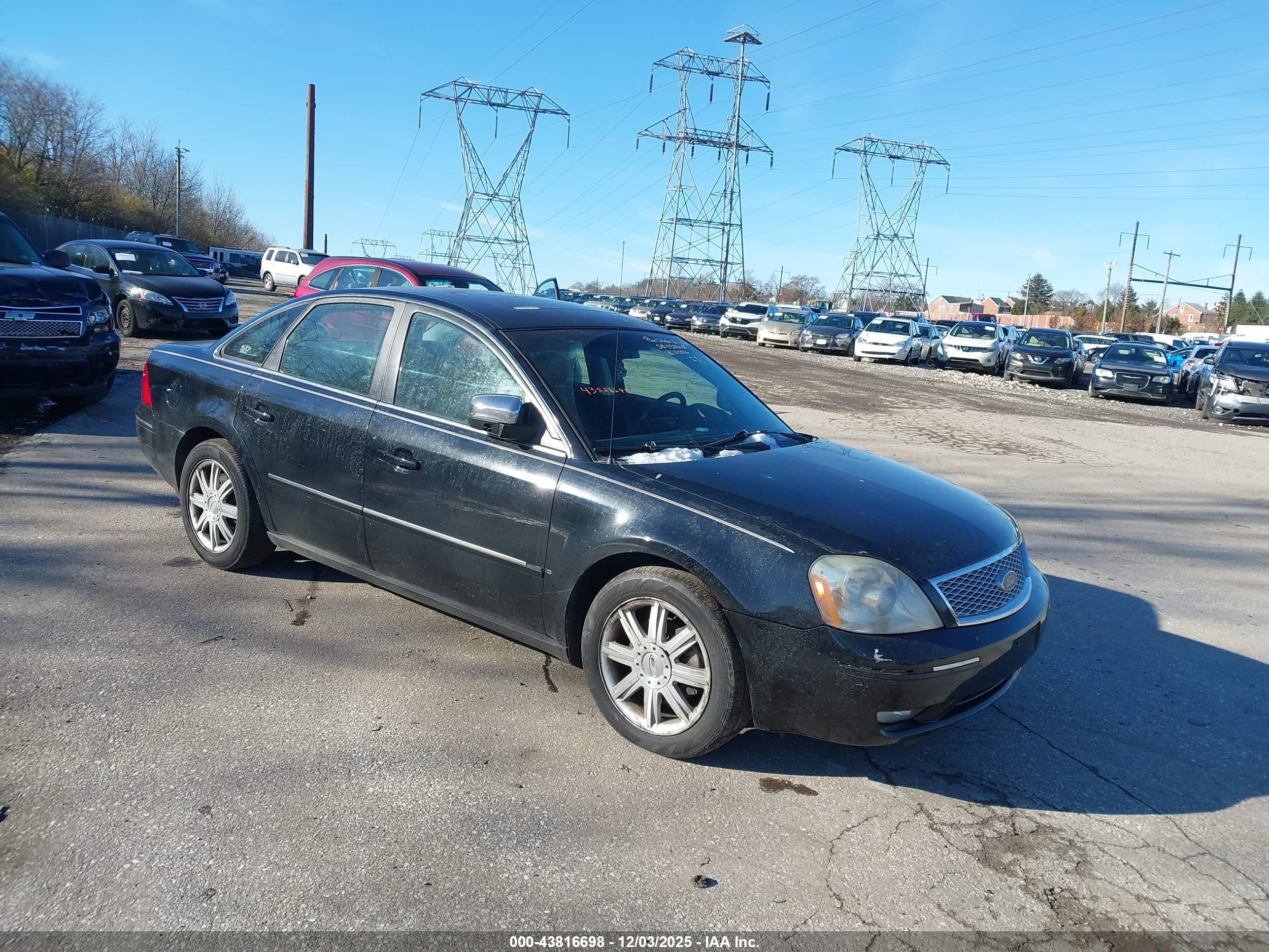 2005 Ford Five Hundred Limited, VIN 1FAFP28145G188976 — Front end