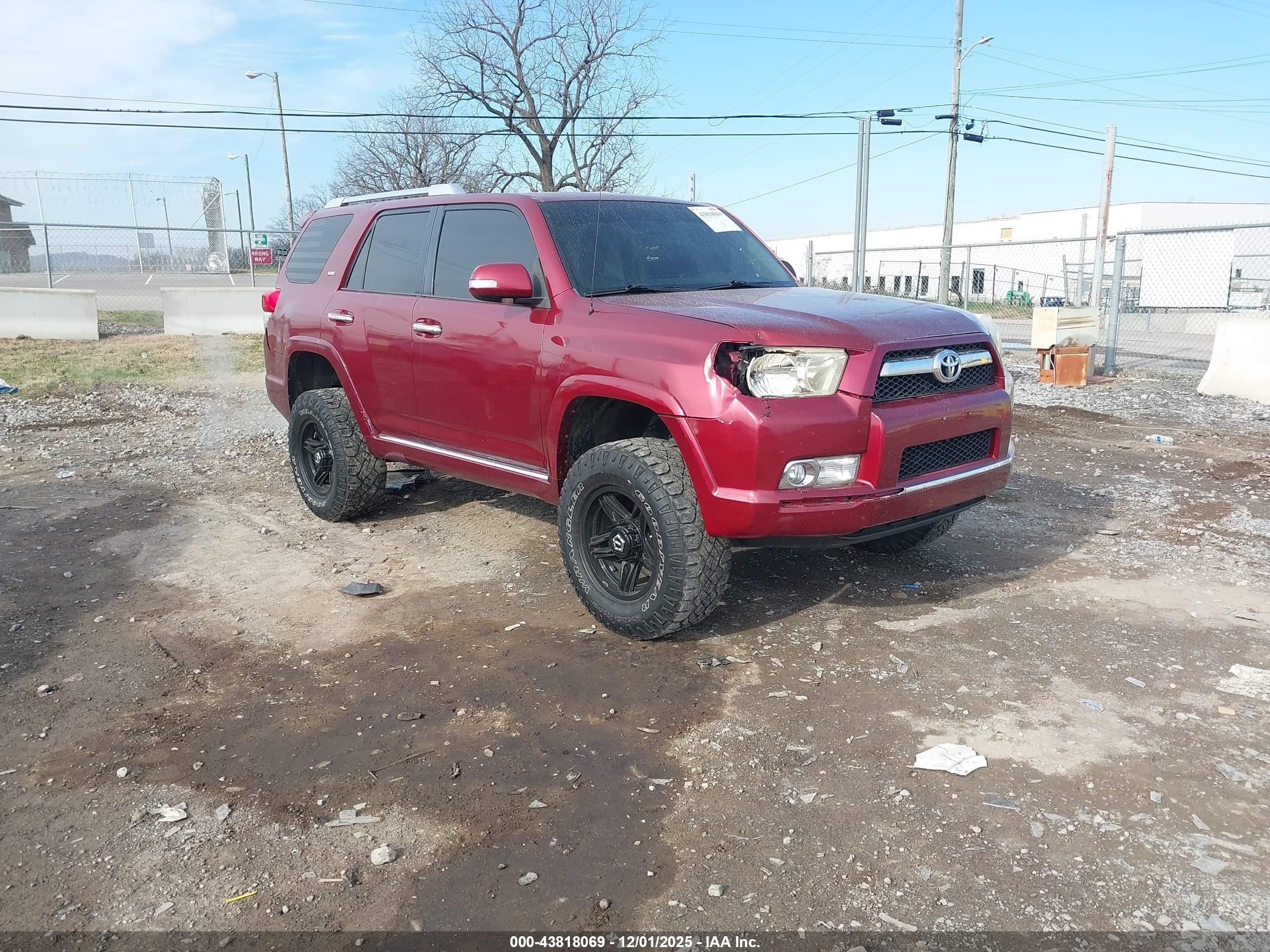 2010 Toyota 4Runner SR5, VIN JTEBU5JR0A5021213 — Side