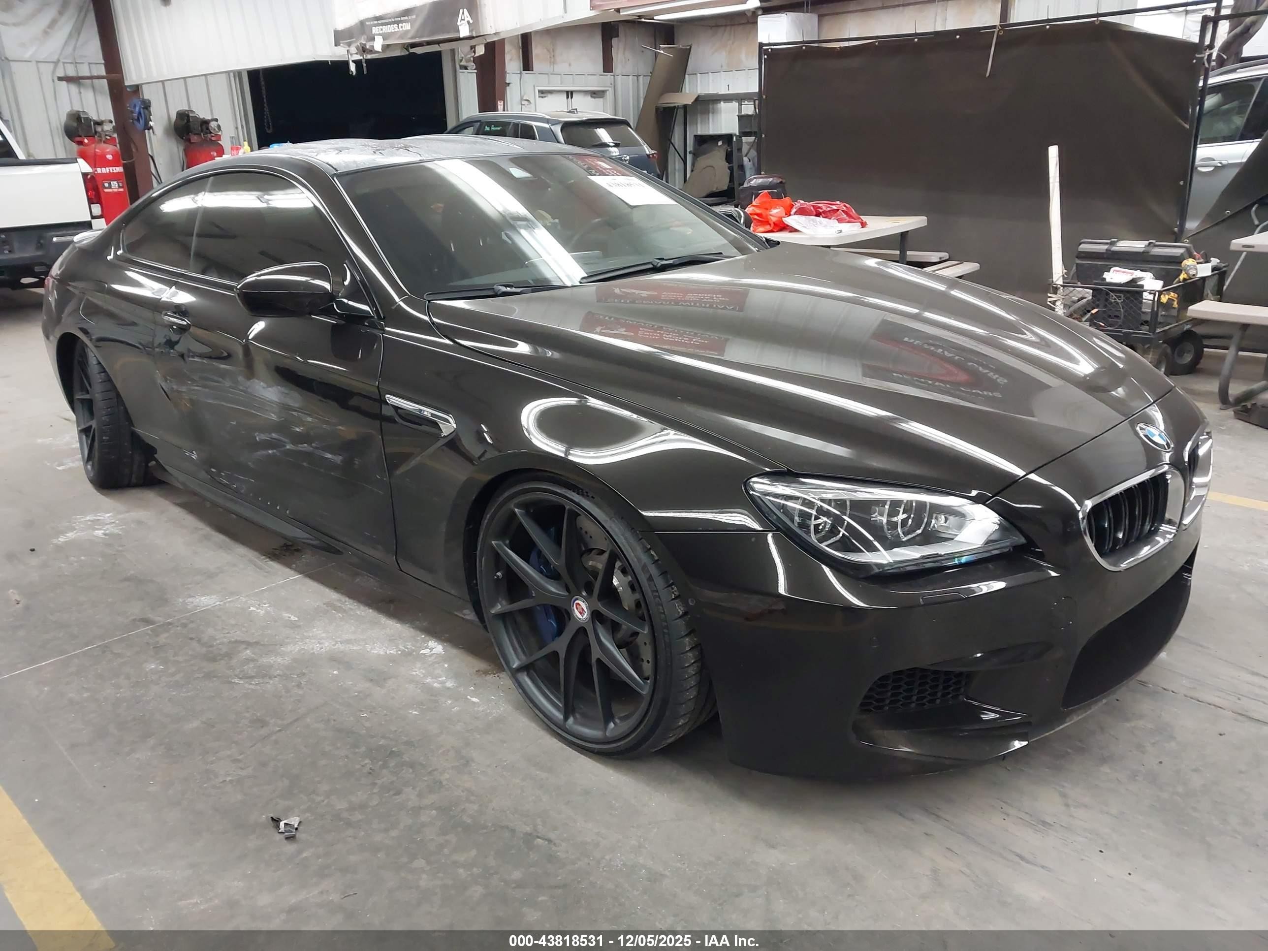 2013 BMW M6, VIN WBSLX9C53DD159820 — Бок