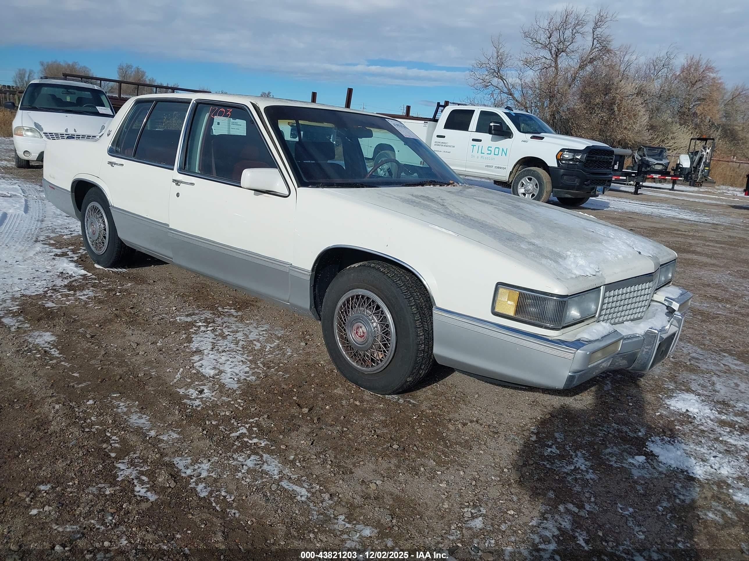 1990 Cadillac DeVille, VIN 1G6CD533XL4228740 — Electrical