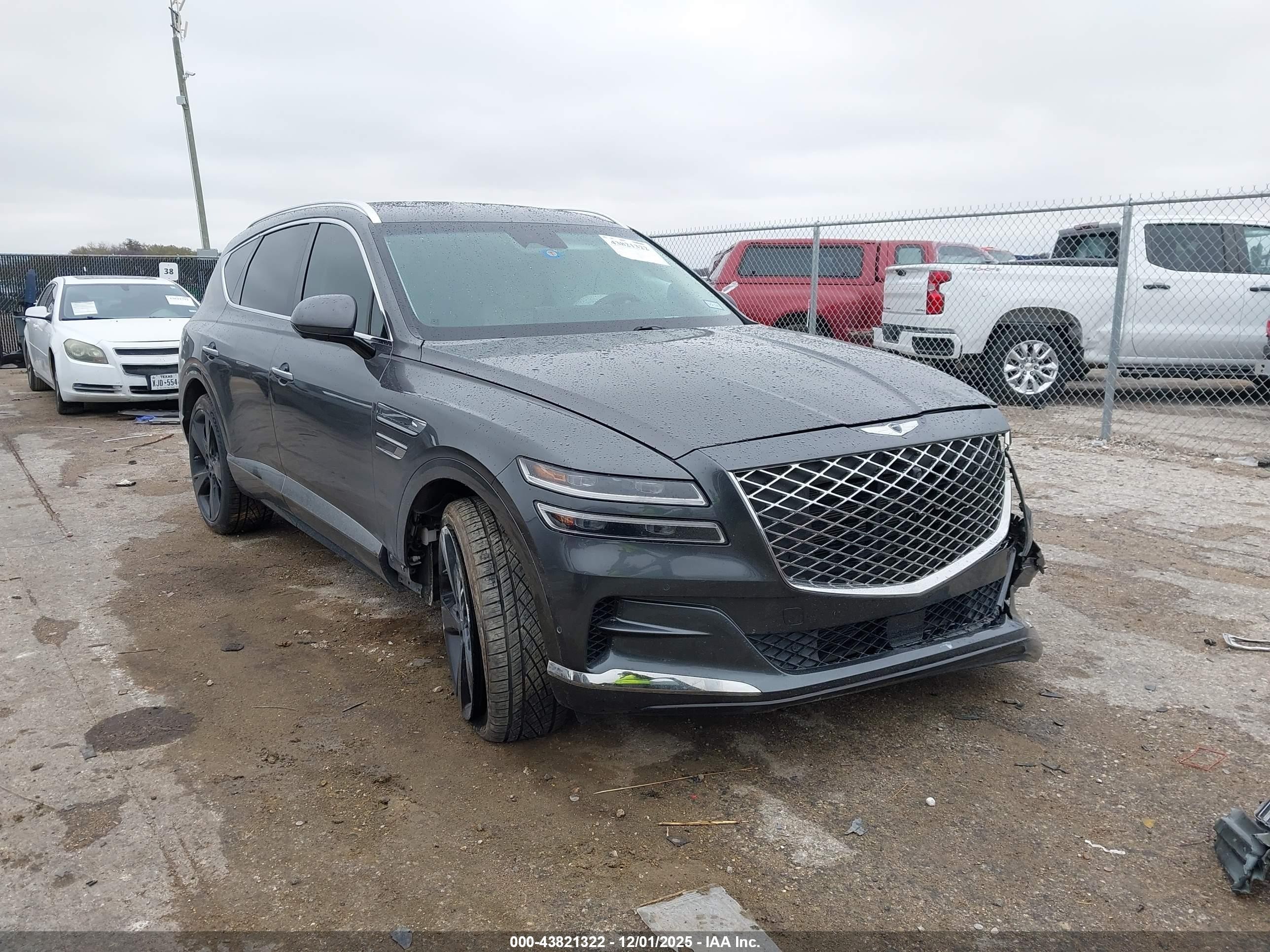2023 Genesis GV80, VIN KMUHBDSB4PU103215 — Front end