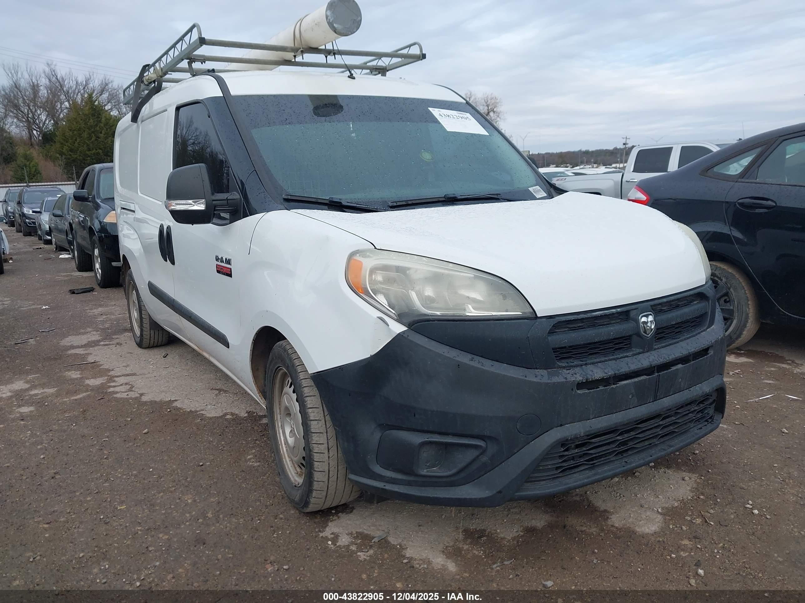 2017 Ram ProMaster City Cargo Tradesman, VIN ZFBERFAB2H6E31114 — Side