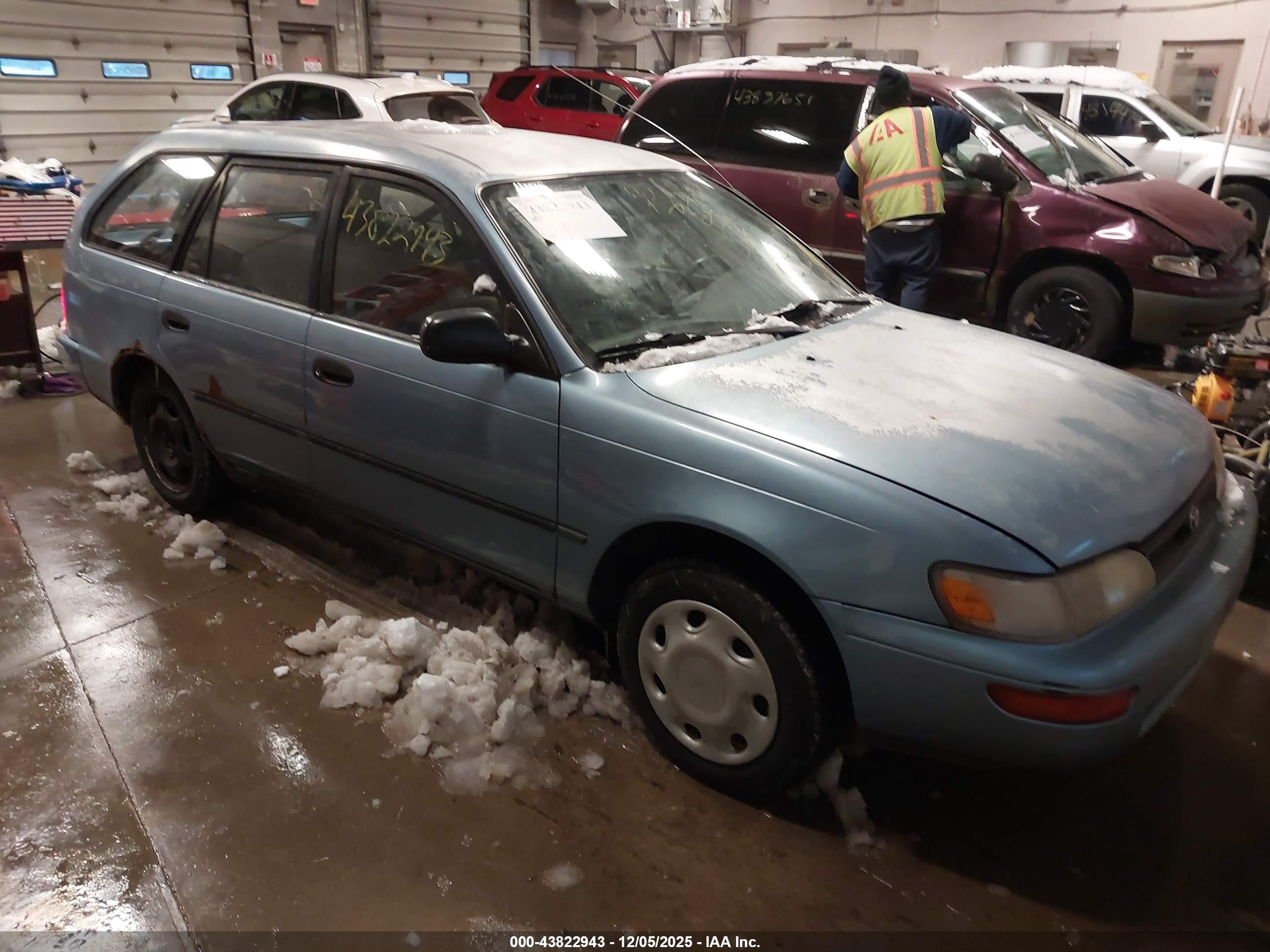 1995 Toyota Corolla DX, VIN JT2AE09V8S0104848 — Normal wear