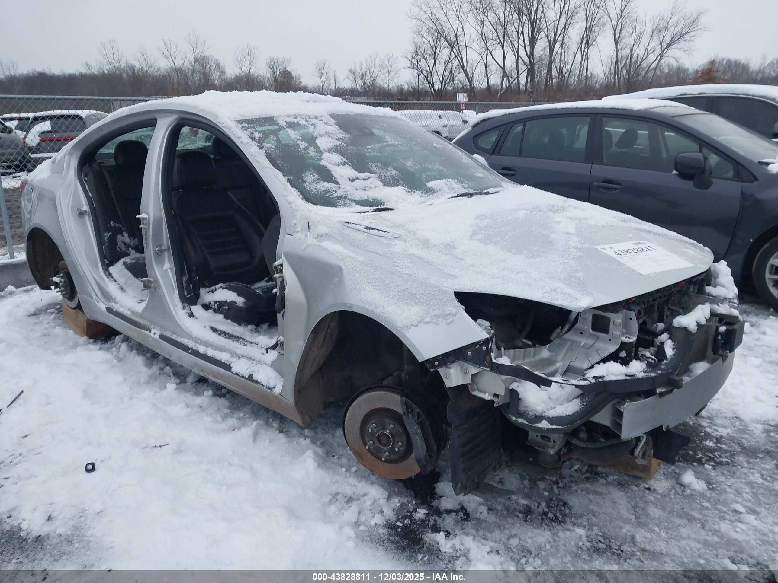 2014 Buick Regal GS, VIN 2G4GU5GX5E9213022 — Разукомплектован