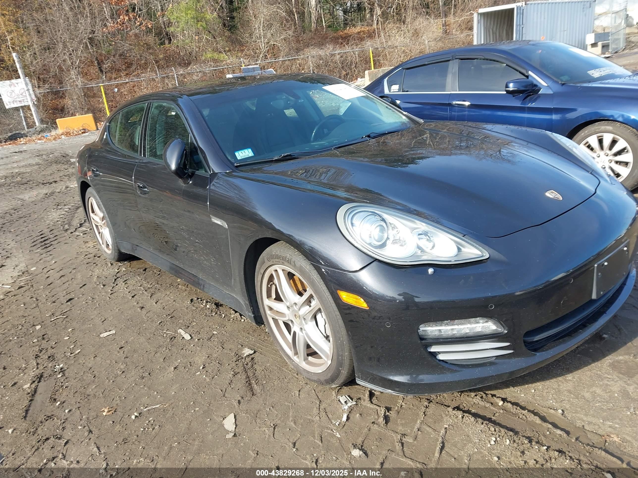 2012 Porsche Panamera, VIN WP0AA2A73CL014227 — Fresh water flood