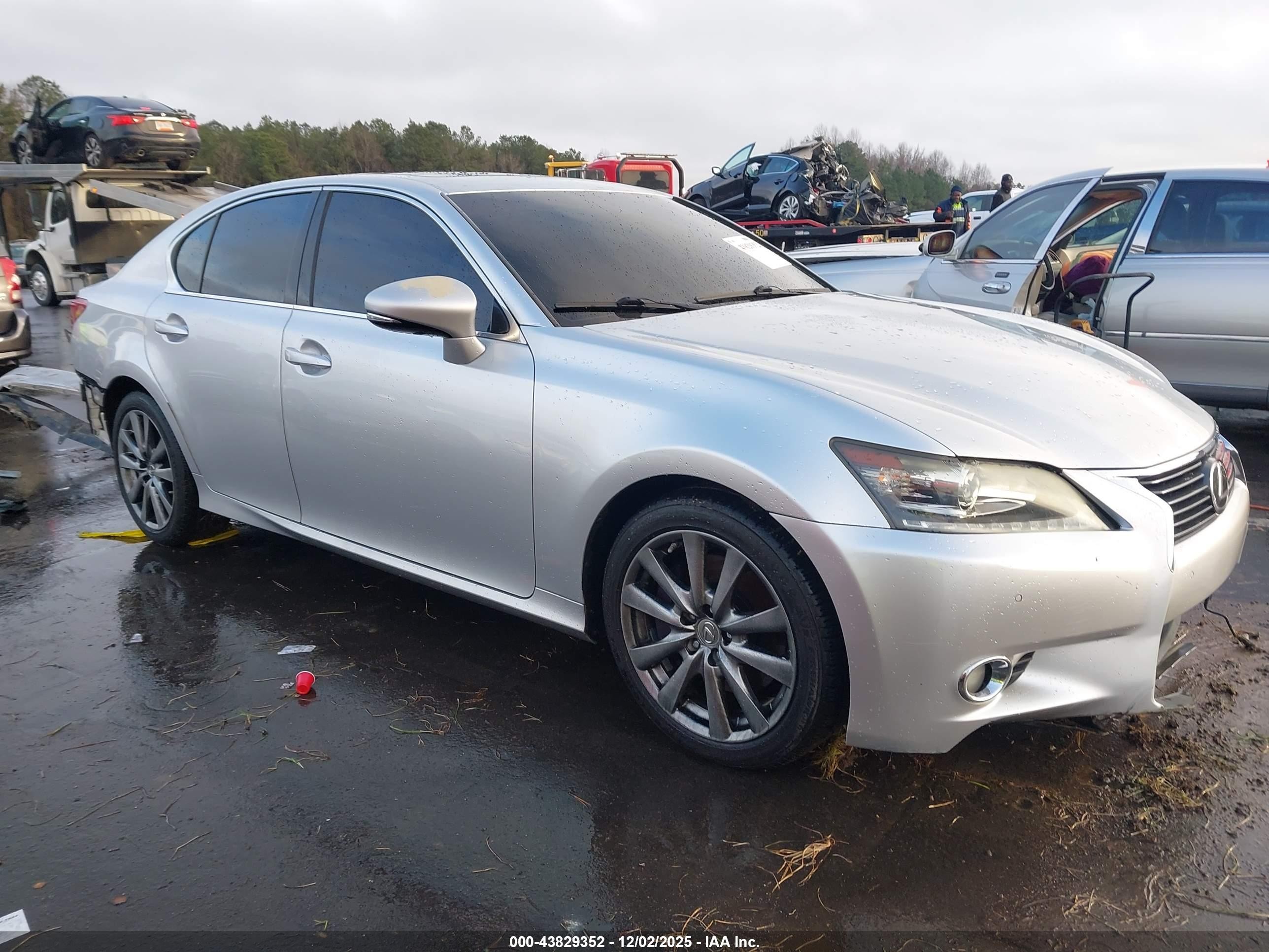 2014 Lexus GS 350, VIN JTHBE1BL1E5035064 — Side