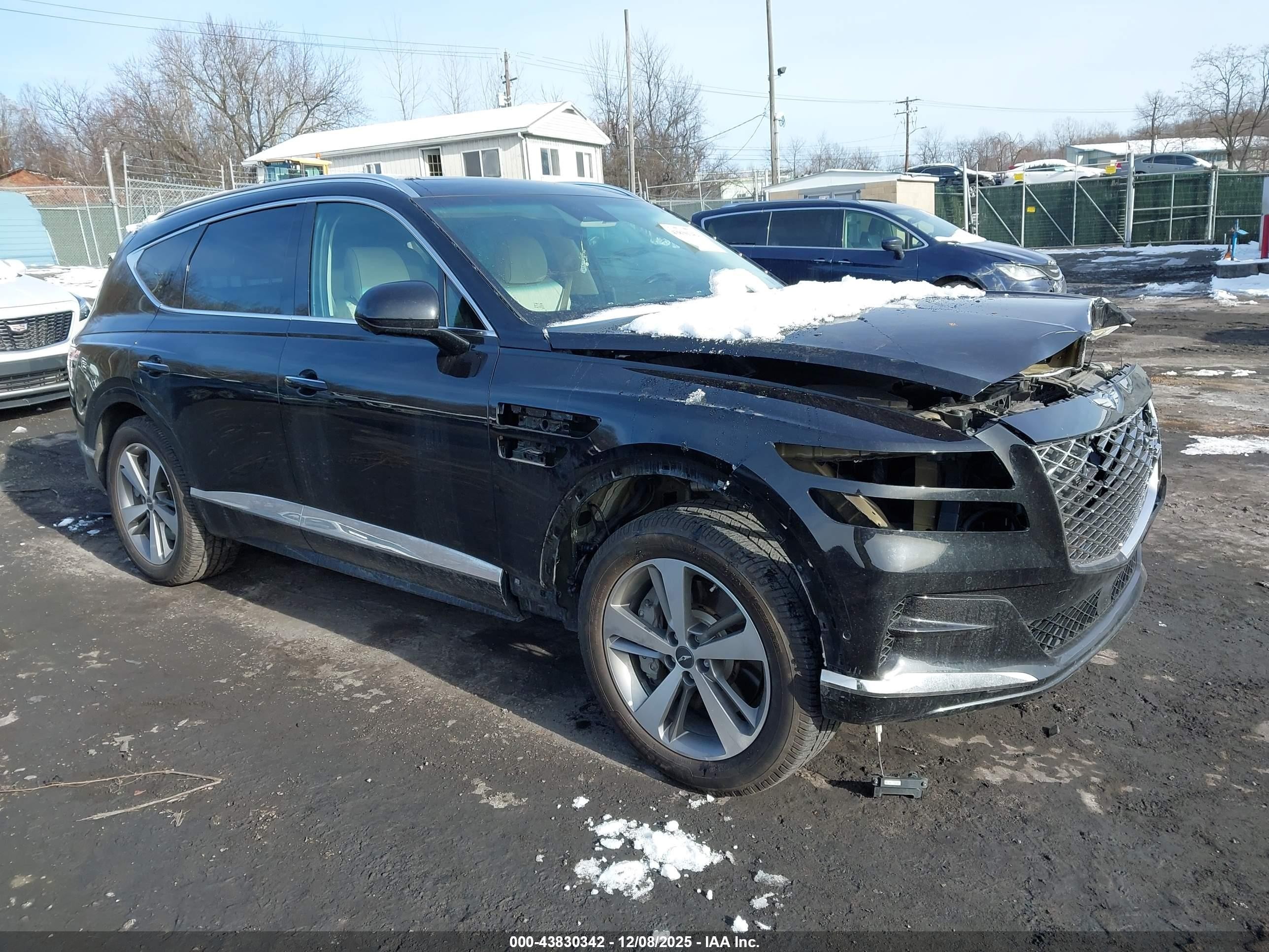 2023 Genesis GV80, VIN KMUHBDSB7PU108635 — Front end