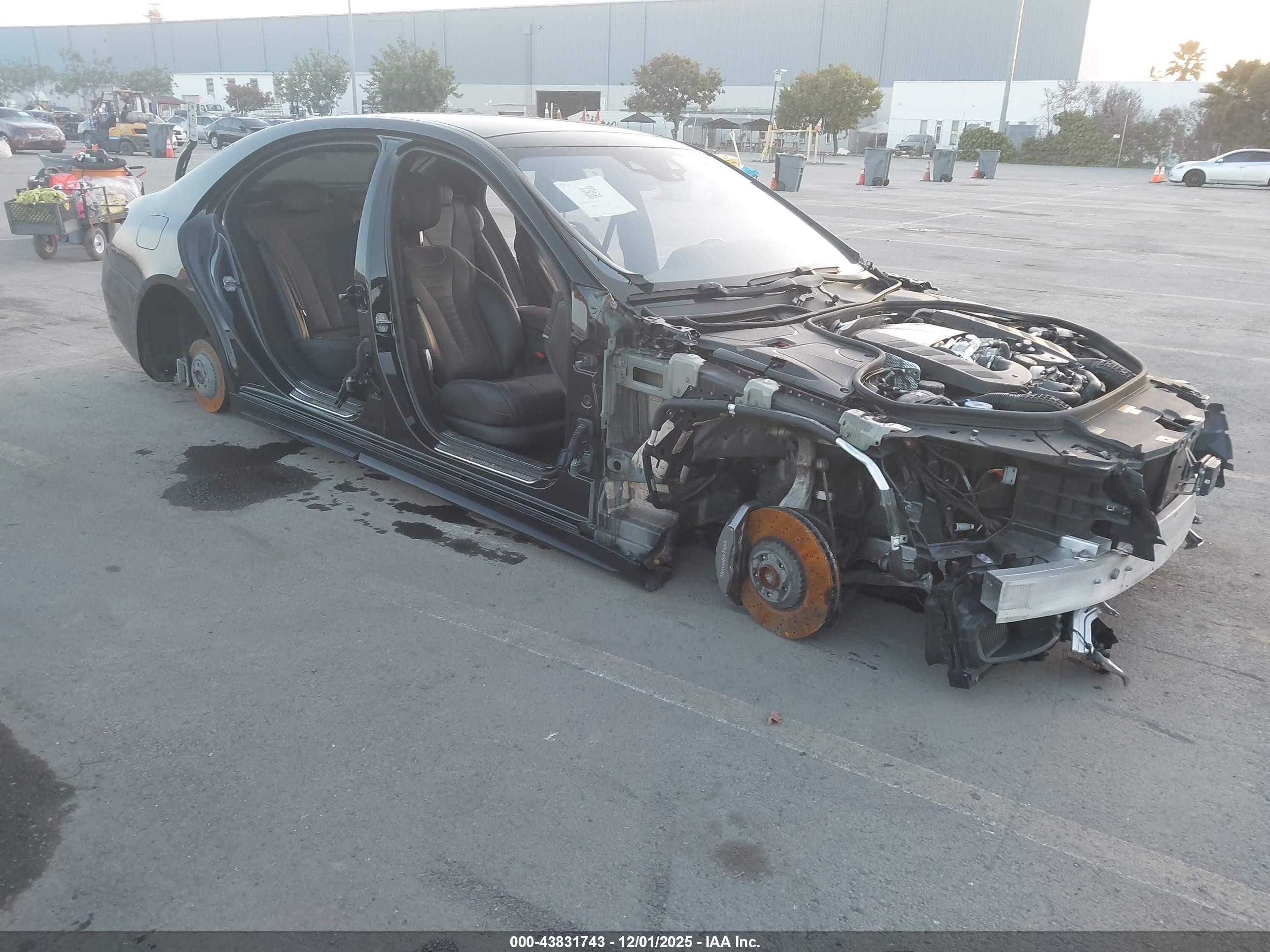 2019 Mercedes-Benz S 560, VIN WDDUG8DB5KA454920 — All over