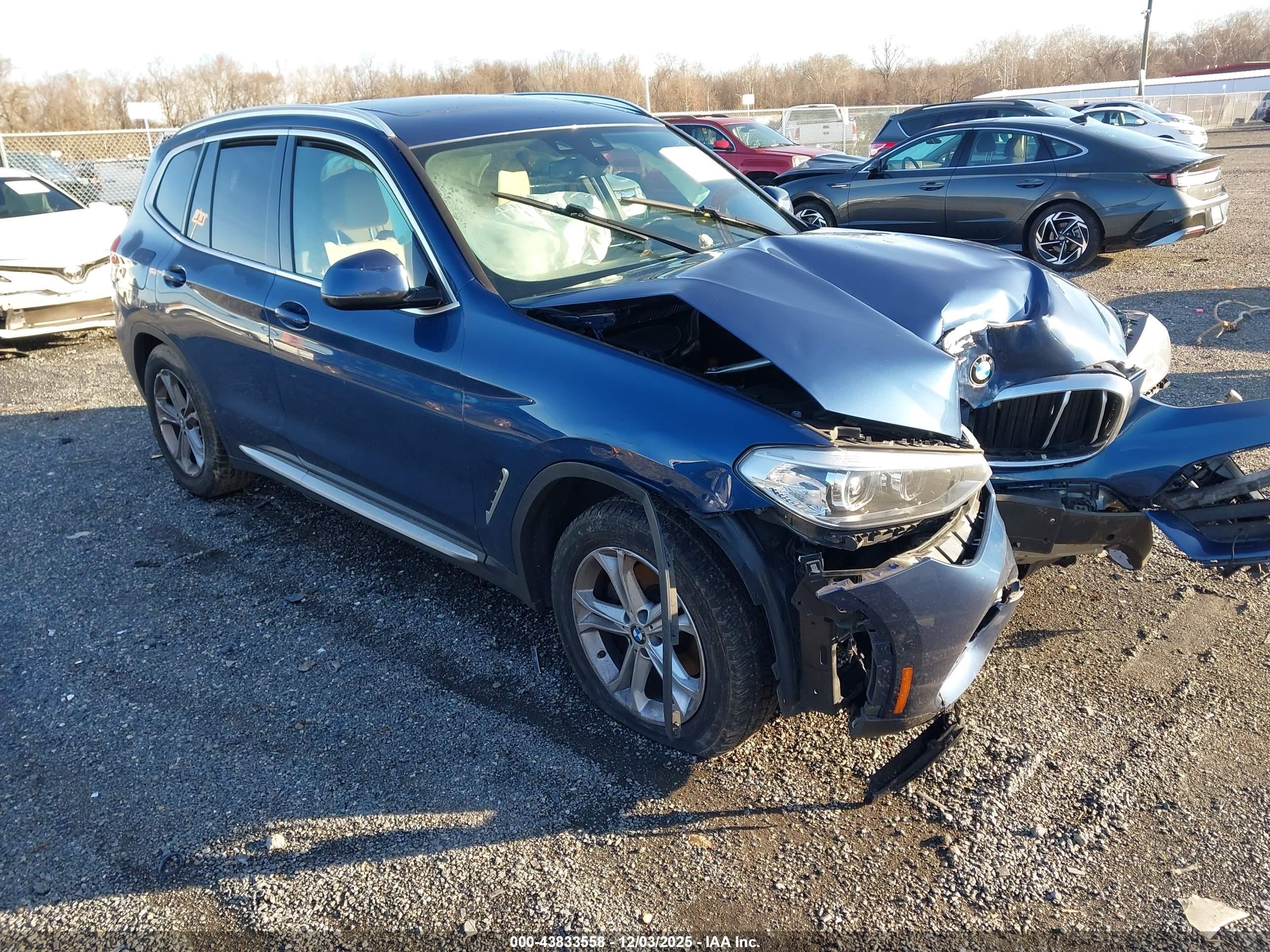 2021 BMW X3 xDrive30i, VIN 5UXTY5C03M9E70637 — Front end