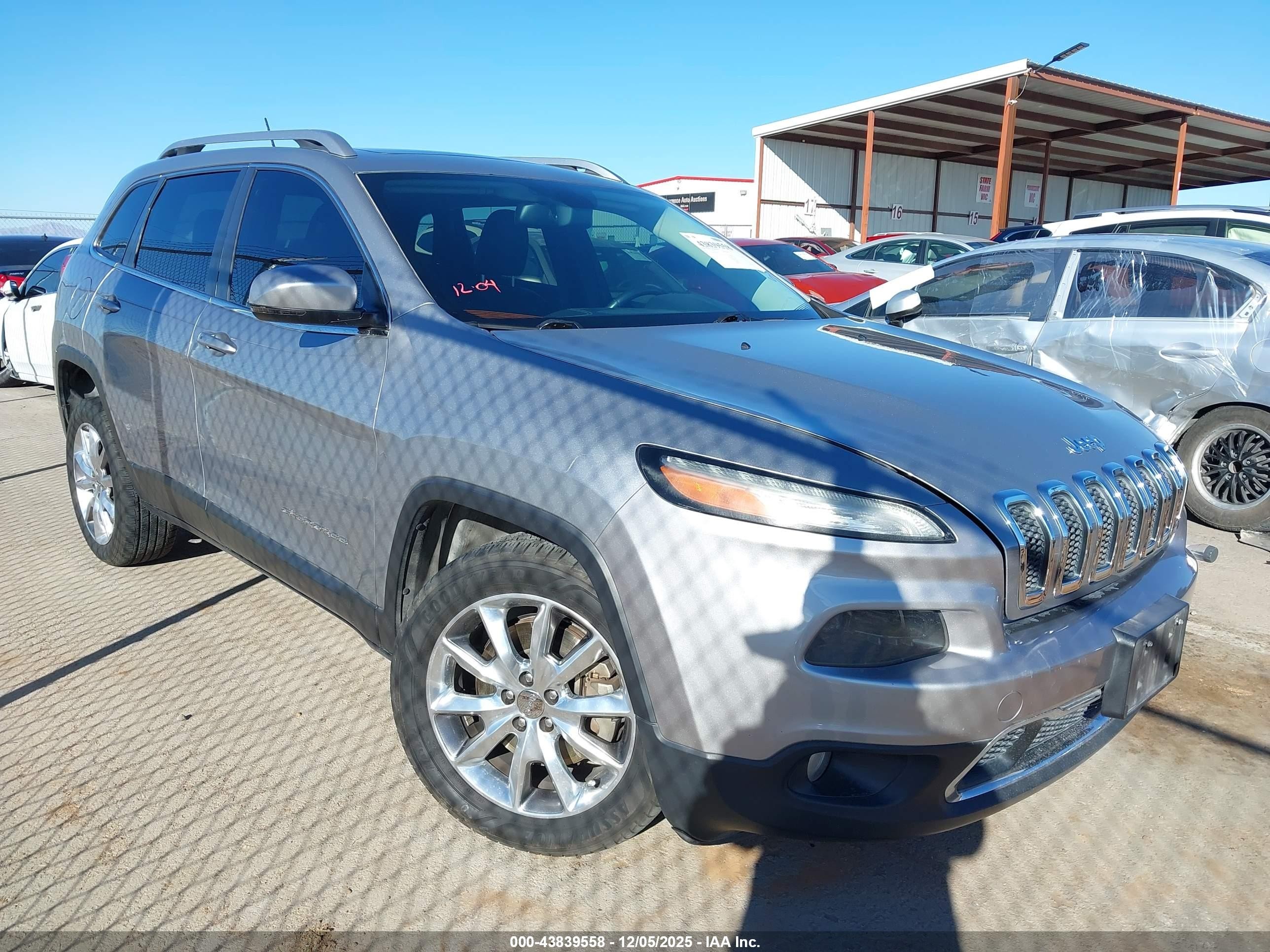 2014 Jeep Cherokee Limited, VIN 1C4PJLDSXEW106565 — Зад