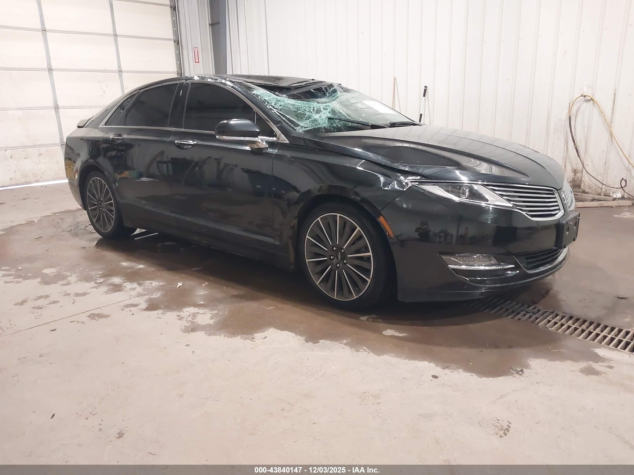 2015 Lincoln MKZ, VIN 3LN6L2J98FR619850 — Опрокидывание
