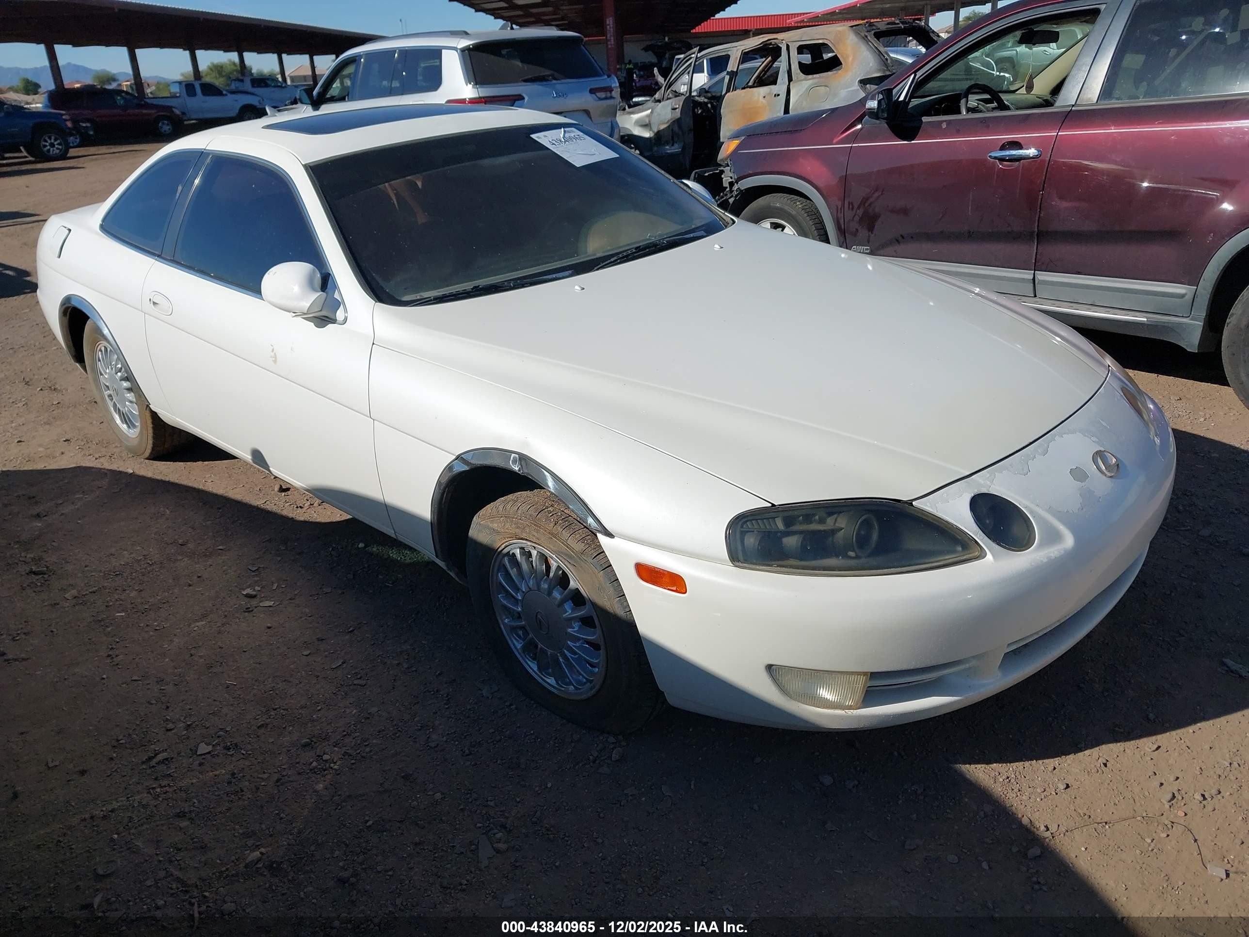 1993 Lexus SC, VIN JT8JZ31C4P0016408 — Front end