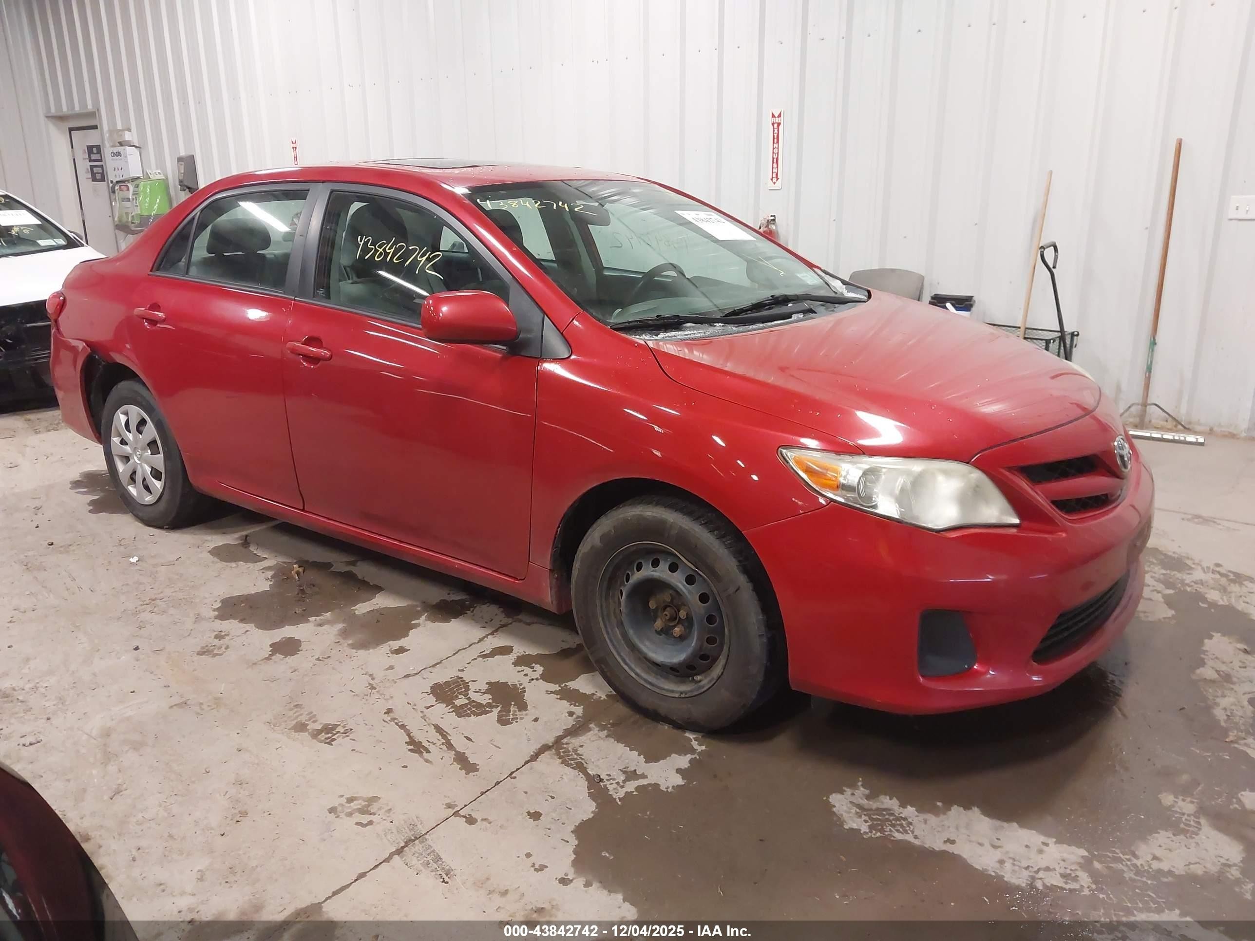 2011 Toyota Corolla LE, VIN 2T1BU4EE7BC657735 — Rear end