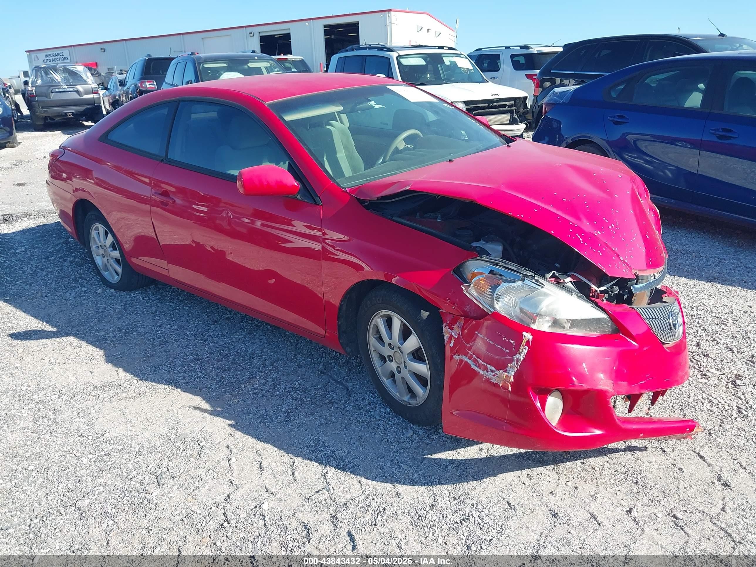 2004 Toyota Solara SE, VIN 4T1CE38P04U815245 — Front end