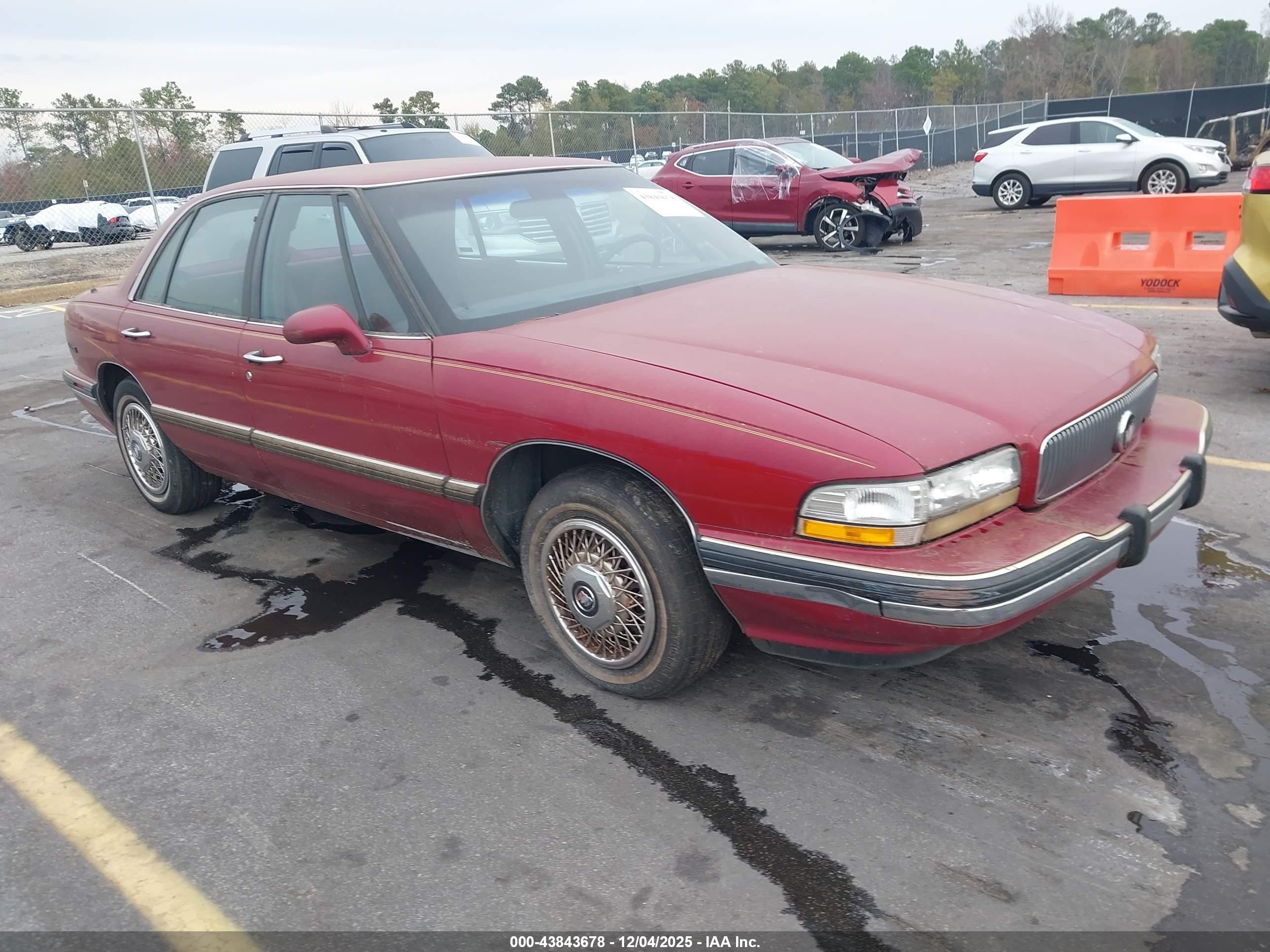 1992 Buick LeSabre Custom, VIN 1G4HP53L7NH442893 — Перед