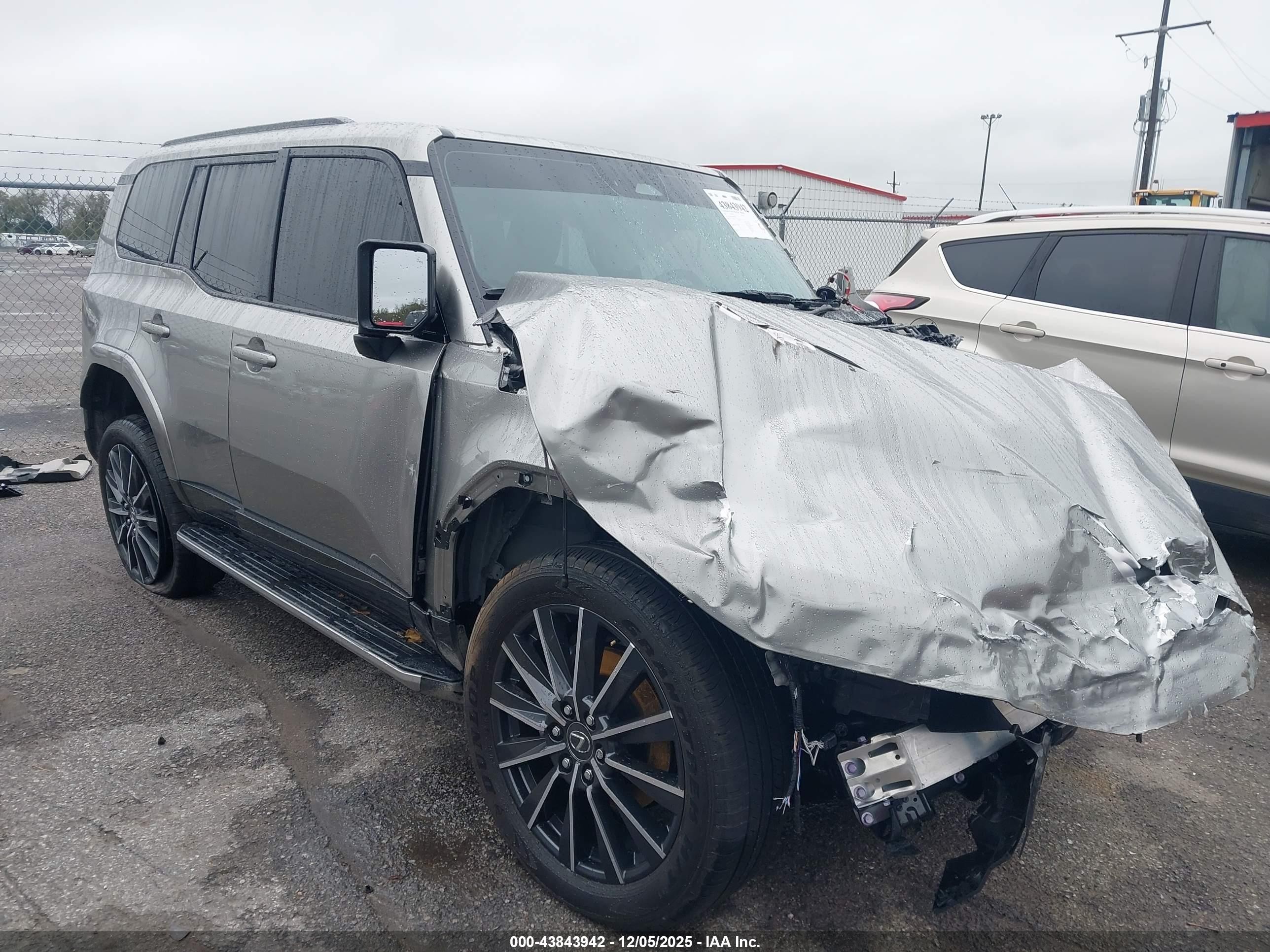 2025 Lexus GX 550 Luxury+, VIN JTJVBCDX6S5060960 — Auction photo