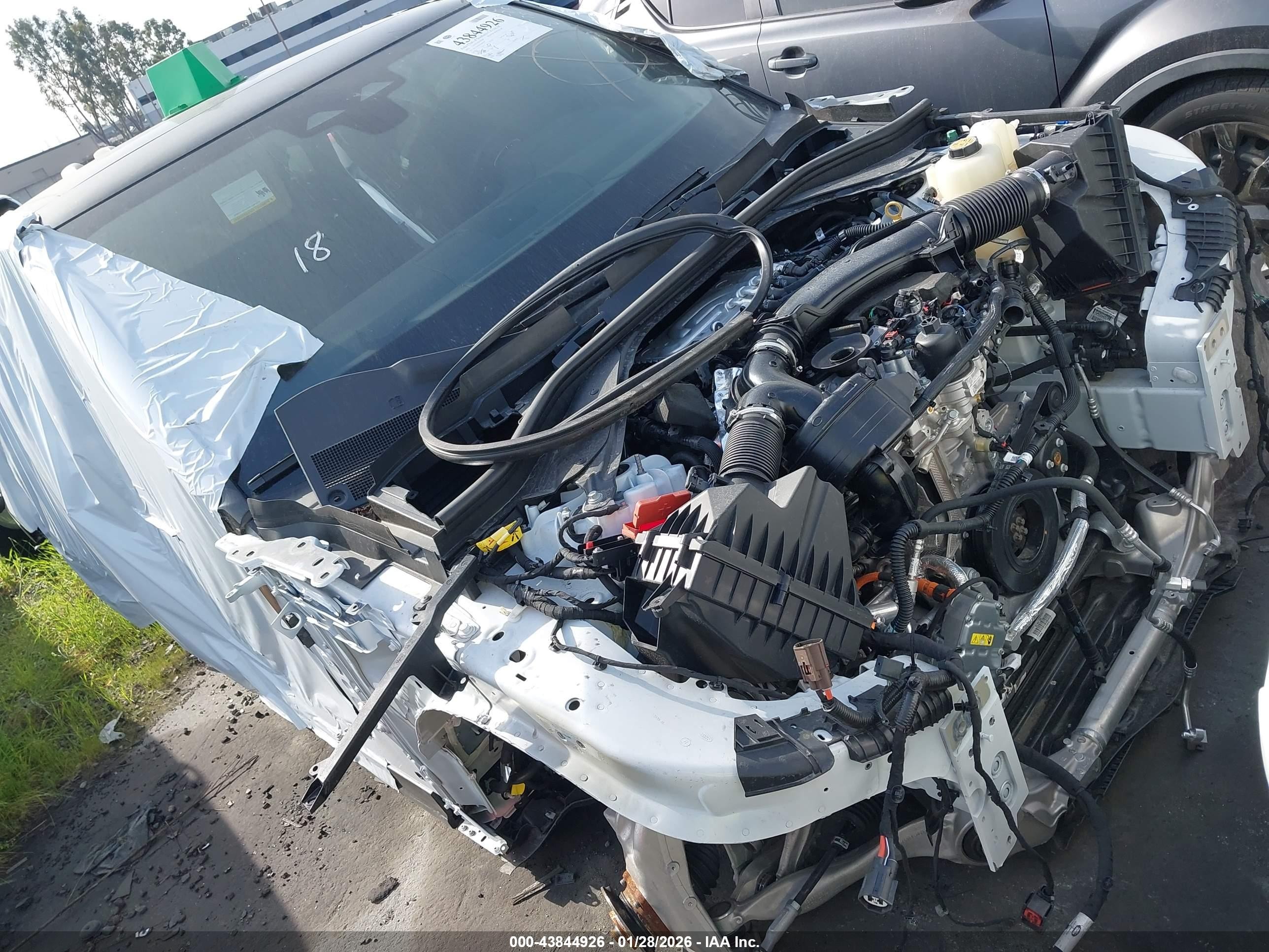 2025 Land Rover Range Rover Sport Dynamic SE, VIN SAL1L9E43SA469293 — Stripped