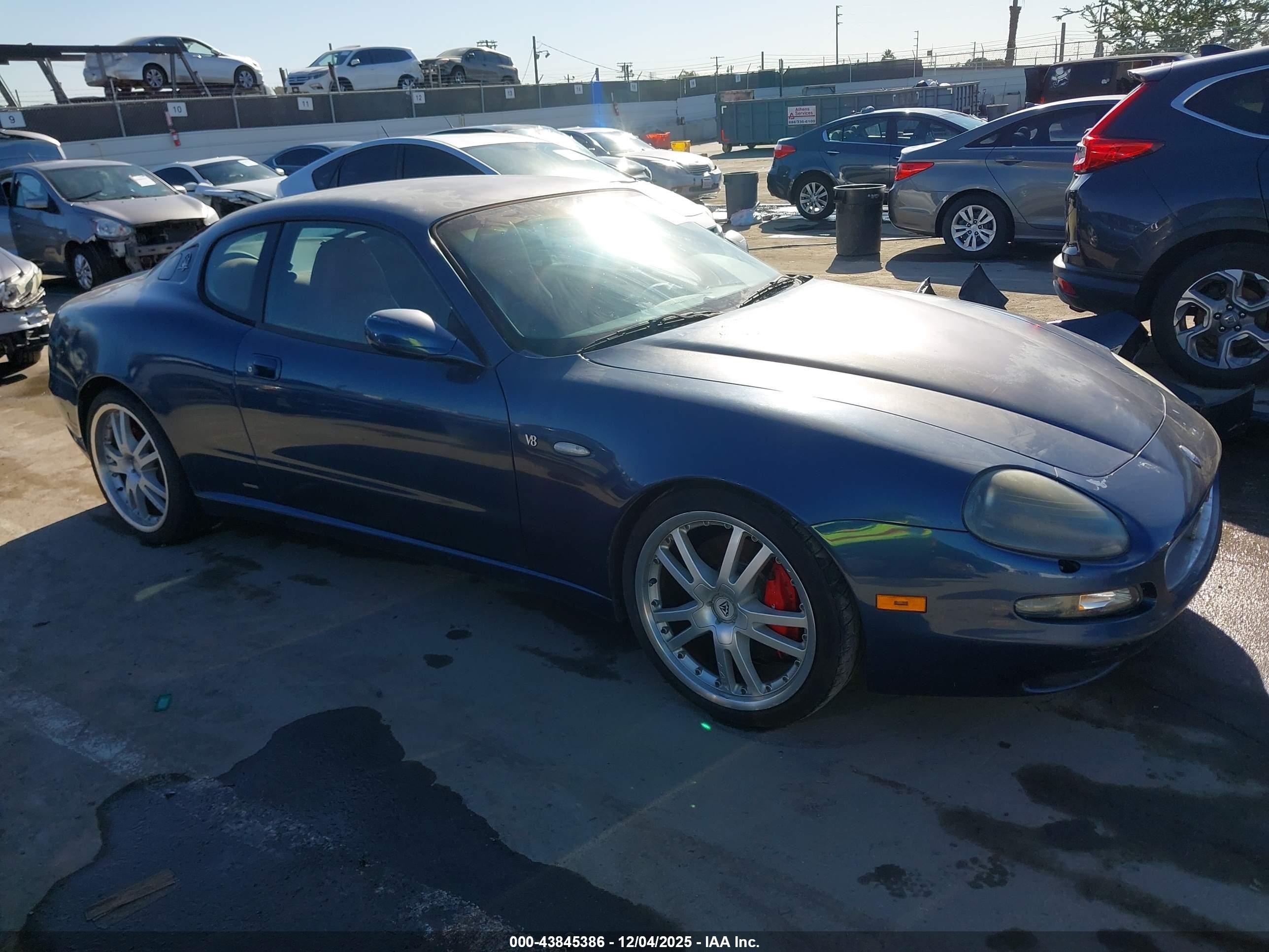 2003 Maserati Coupe, VIN ZAMBC38A130009062 — Бок