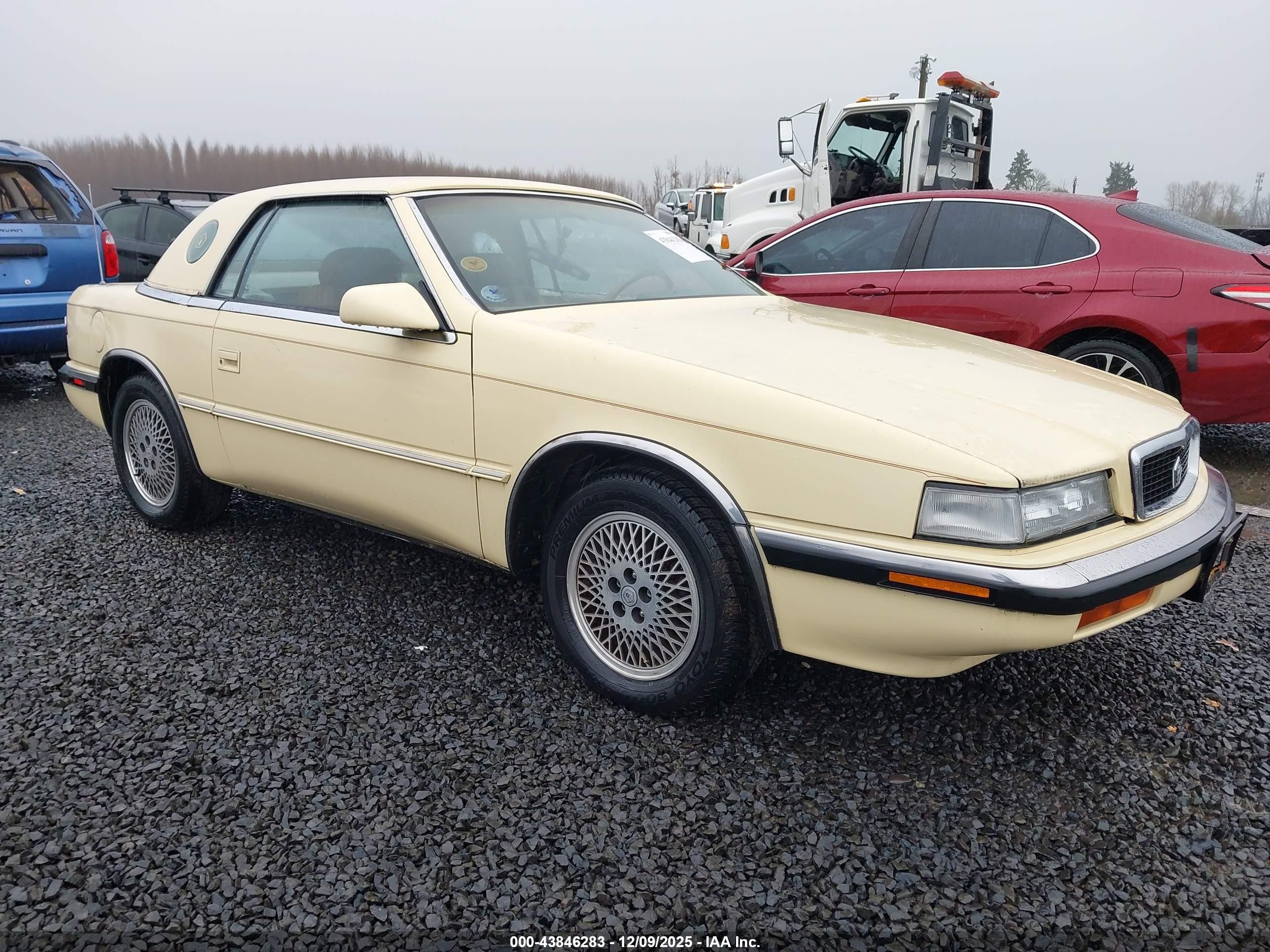 1991 Chrysler TC by Maserati, VIN ZC2FS1203MB207557 — Normal wear