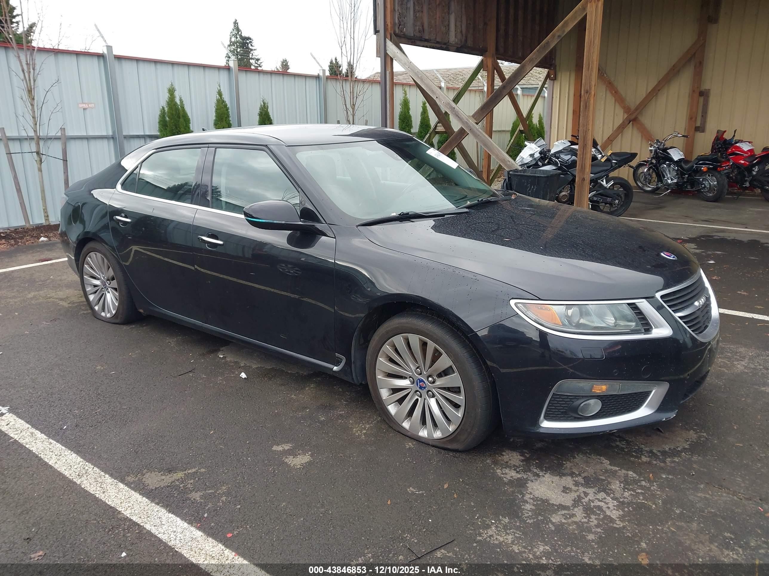2010 Saab 9-5 Aero, VIN YS3GR4BJ8A4001952 — Перед