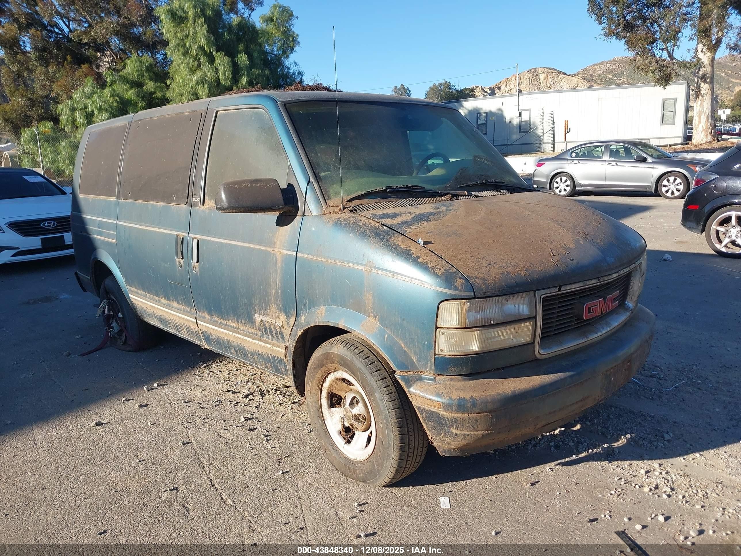 1998 GMC Safari, VIN 1GKDM19W3WB540348 — Mechanical