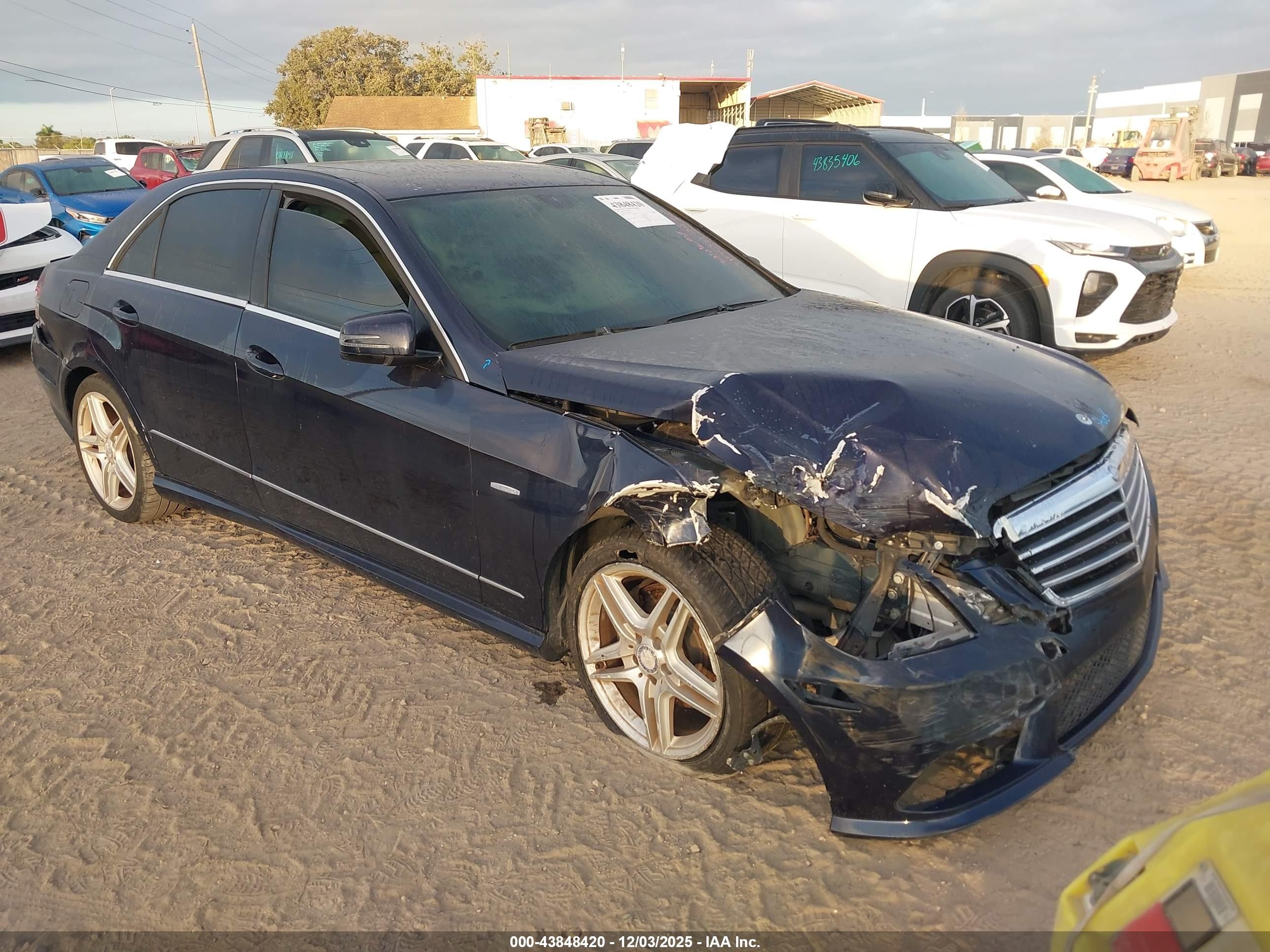 2012 Mercedes-Benz E 350 Sport, VIN WDDHF5KB5CA598202 — Front end