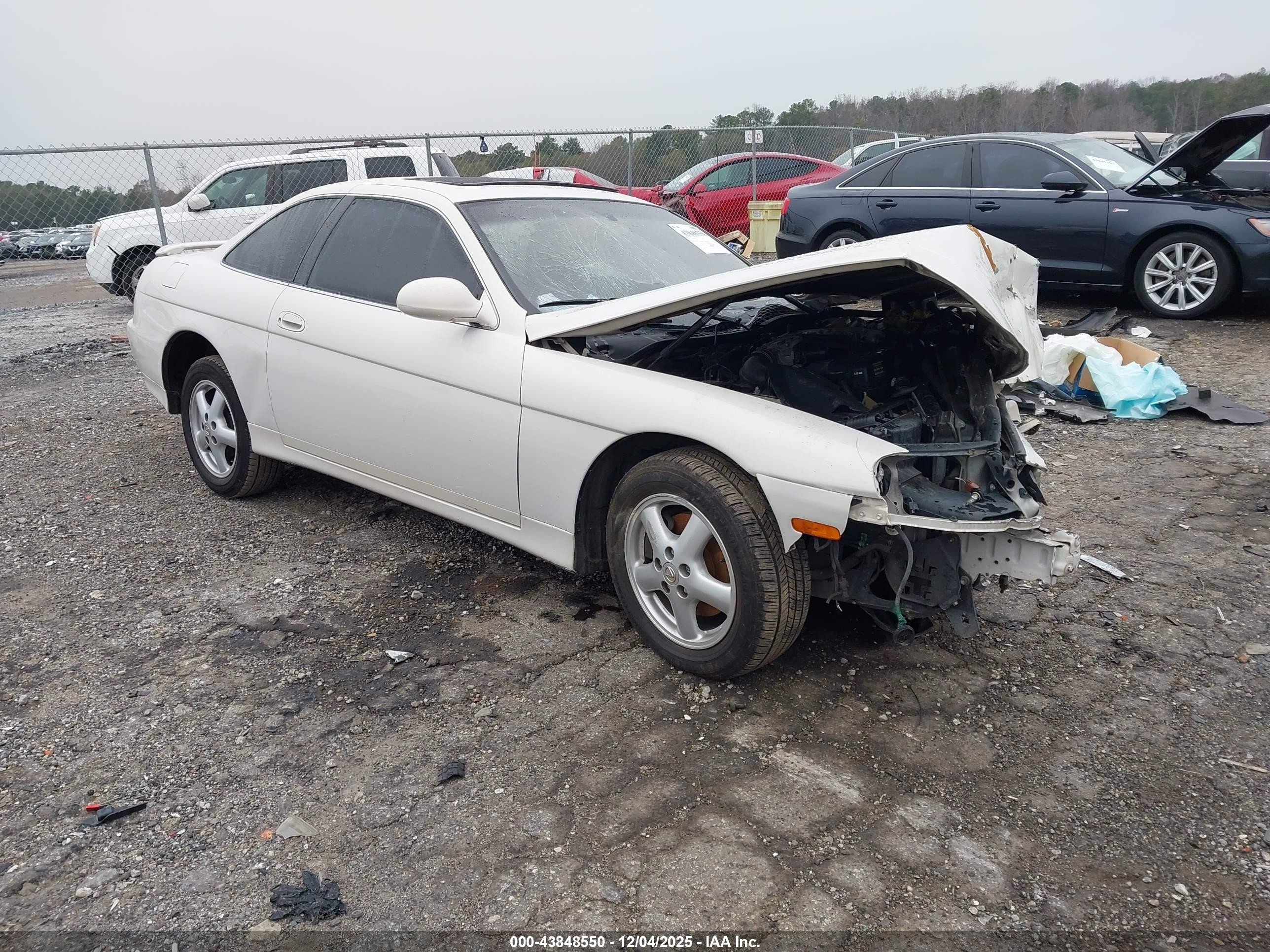 1999 Lexus SC 300, VIN JT8CD32Z7X1004421 — Front end
