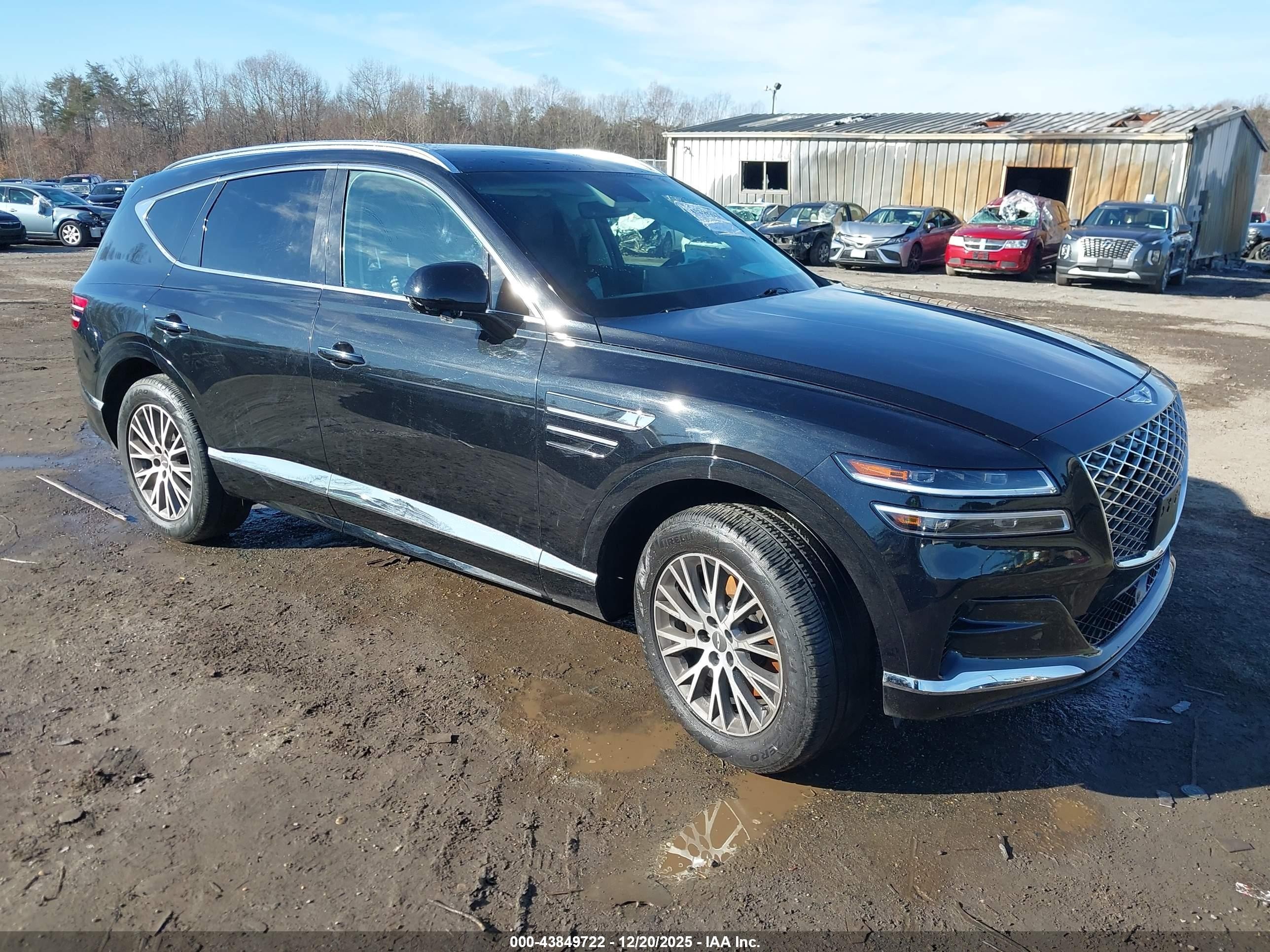 2023 Genesis GV80, VIN KMUHBDSB0PU104717 — Side