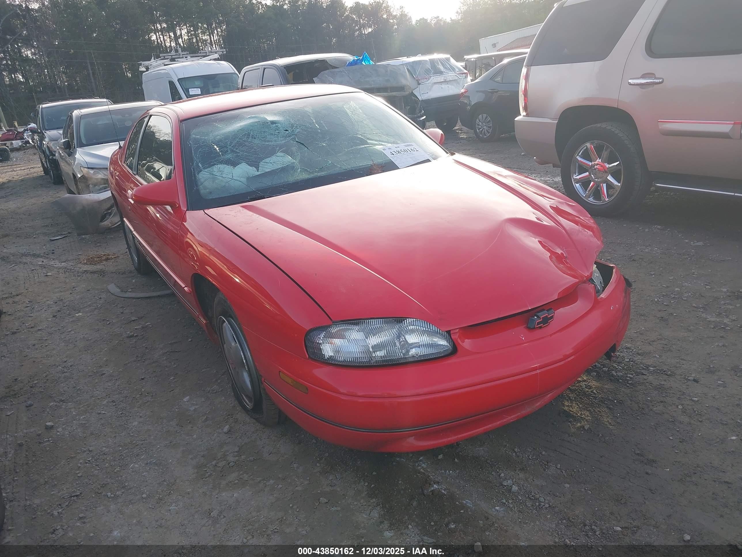 1995 Chevrolet Monte Carlo Z34, VIN 2G1WX12X2S9324414 — Front end