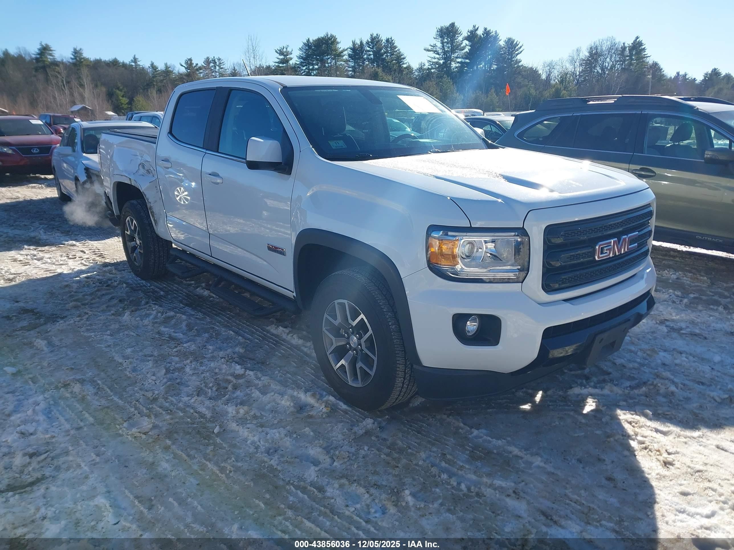 2018 GMC Canyon 4WD SLE, VIN 1GTG6CEN5J1156517 — Side