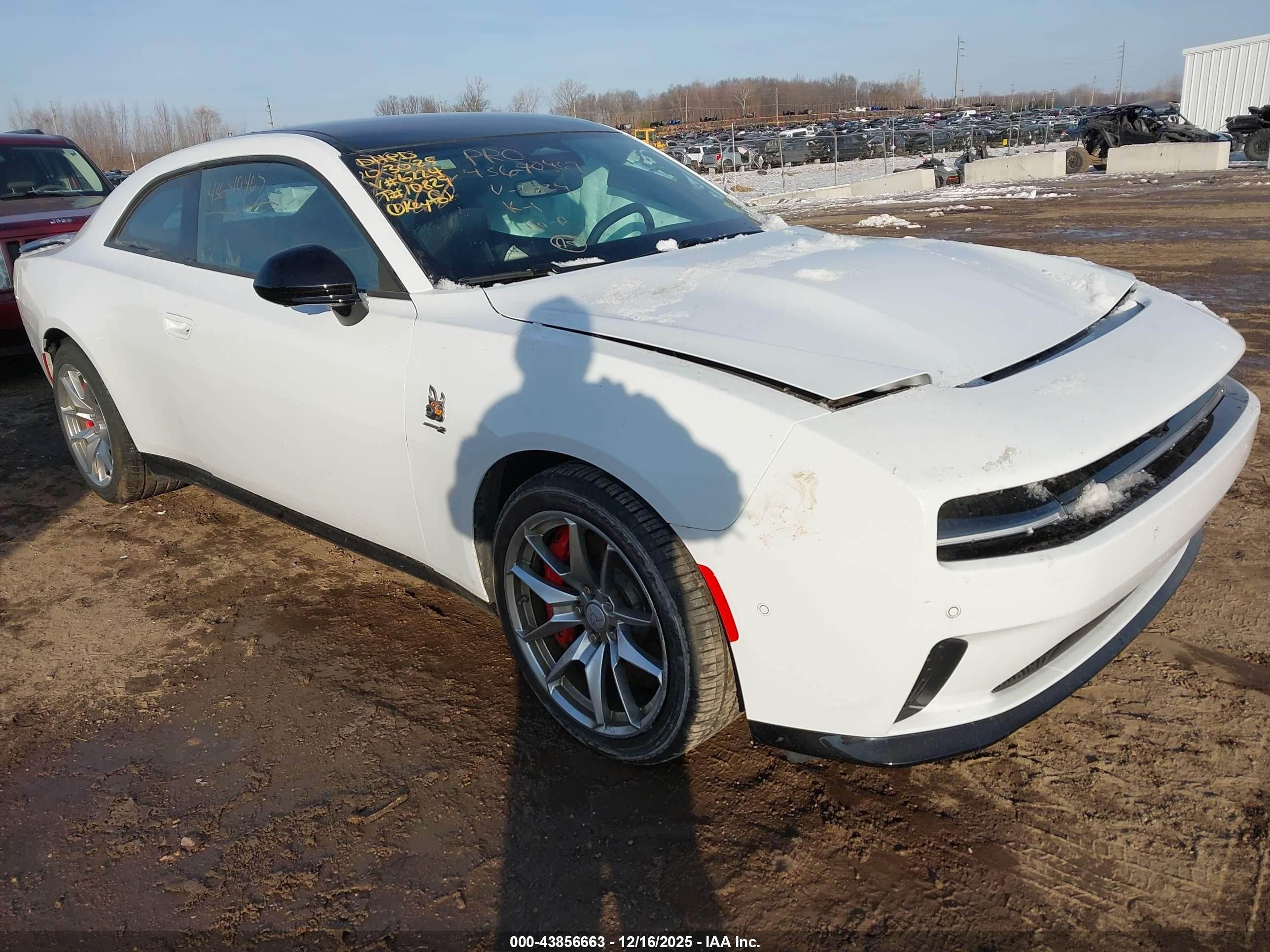 2024 Dodge Charger Scat Pack, VIN 2C3CDBDK9RR206224 — Front end