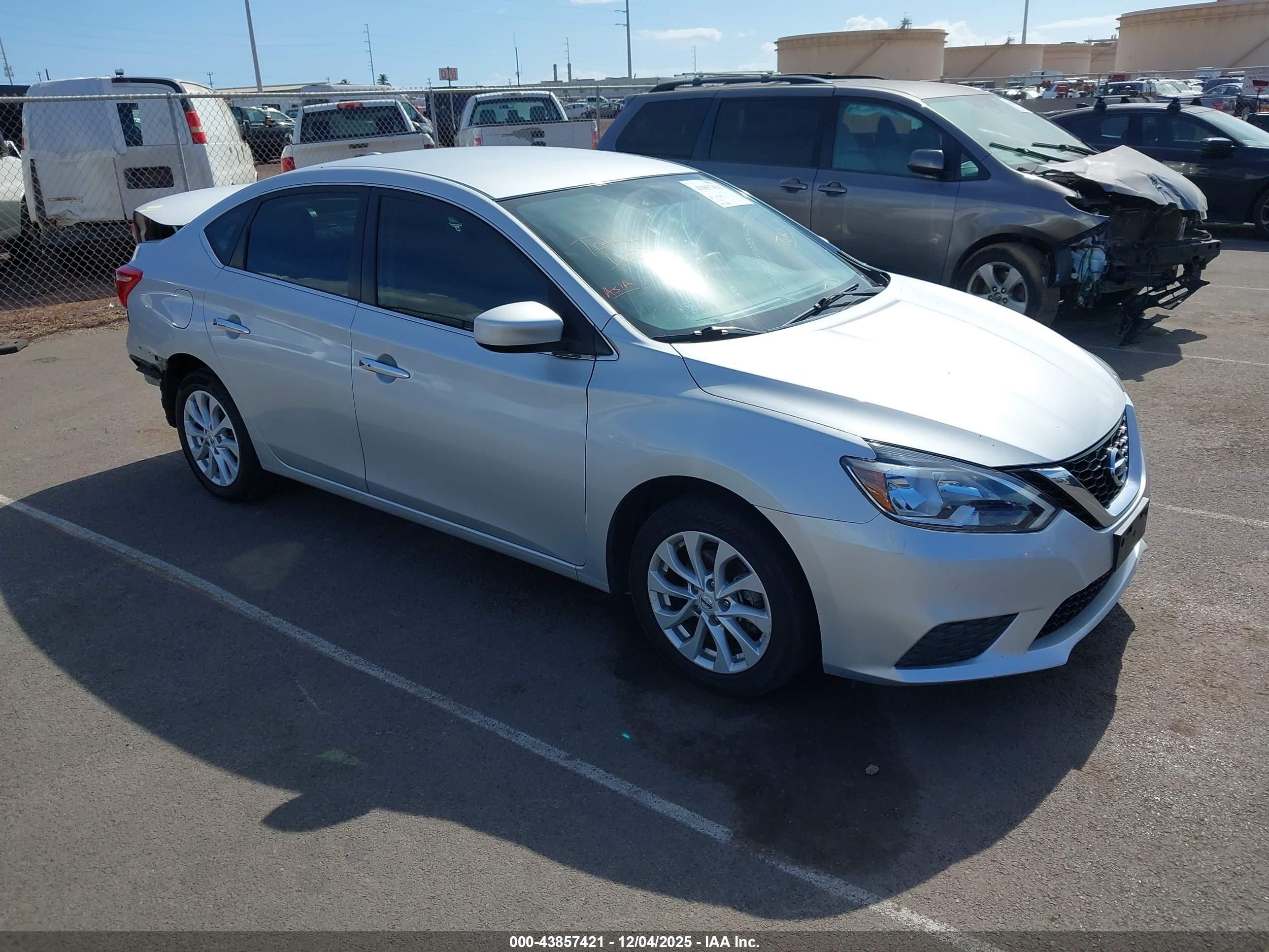 2019 Nissan Sentra SR, VIN 3N1AB7APXKY432237 — Rear end