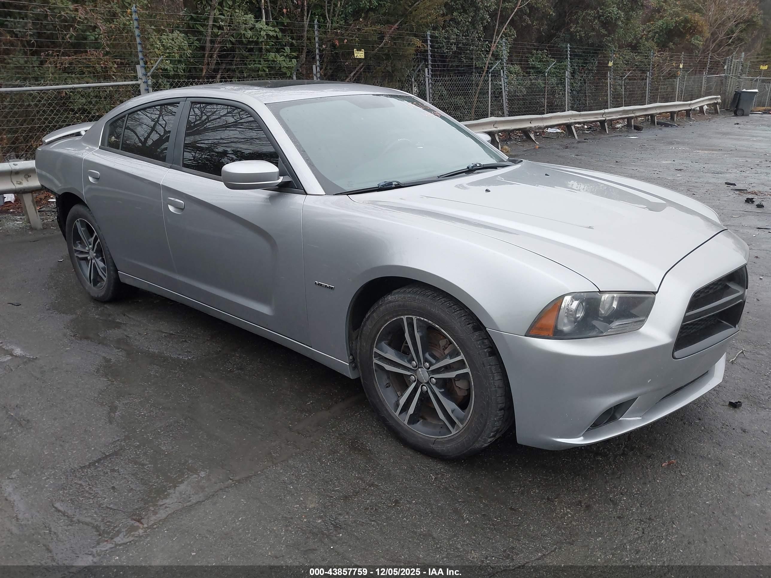 2013 Dodge Charger RT Max, VIN 2C3CDXDT8DH610586 — Auction photo