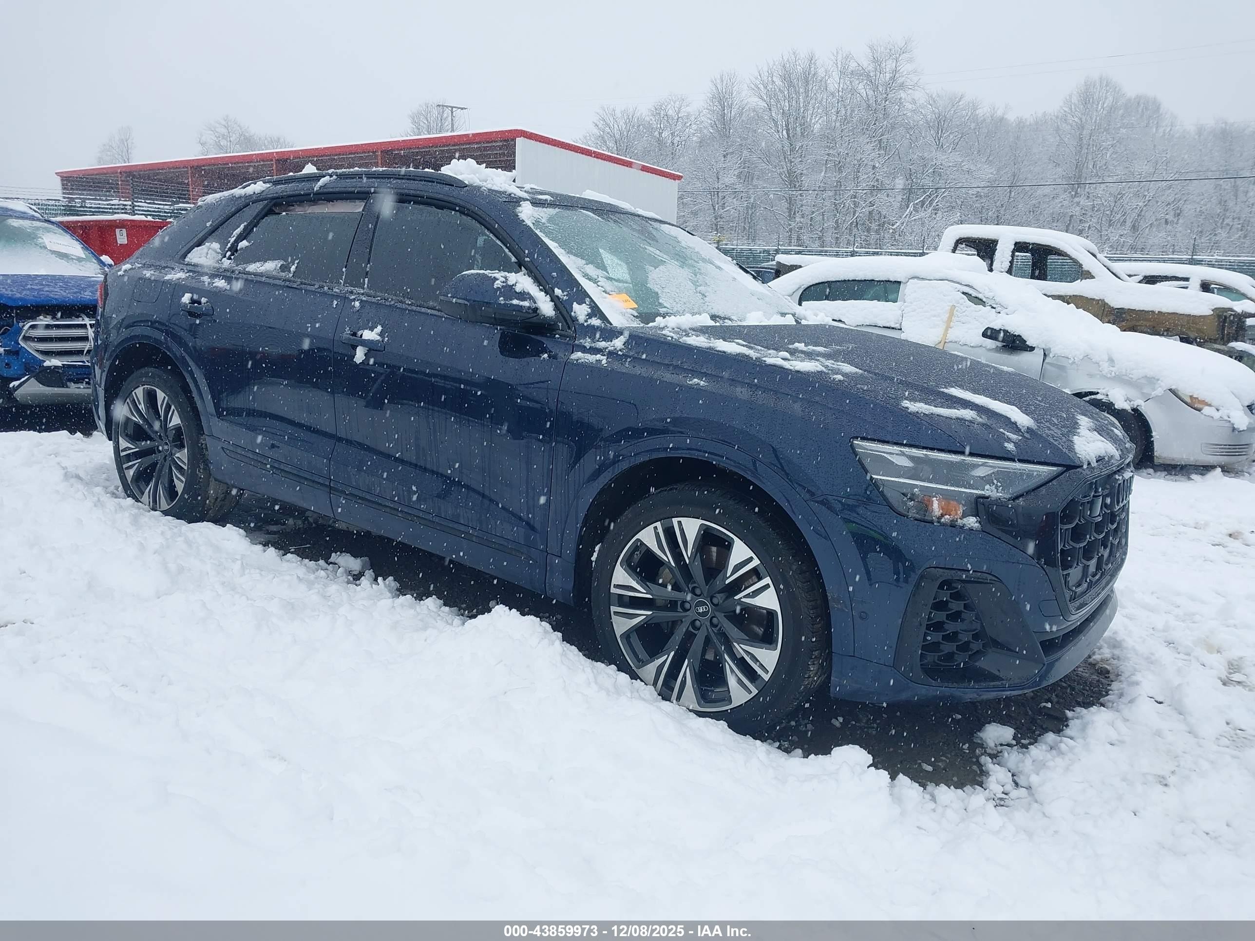 2024 Audi Q8 Premium Plus, VIN WA1EVBF1XRD020226 — Механическое