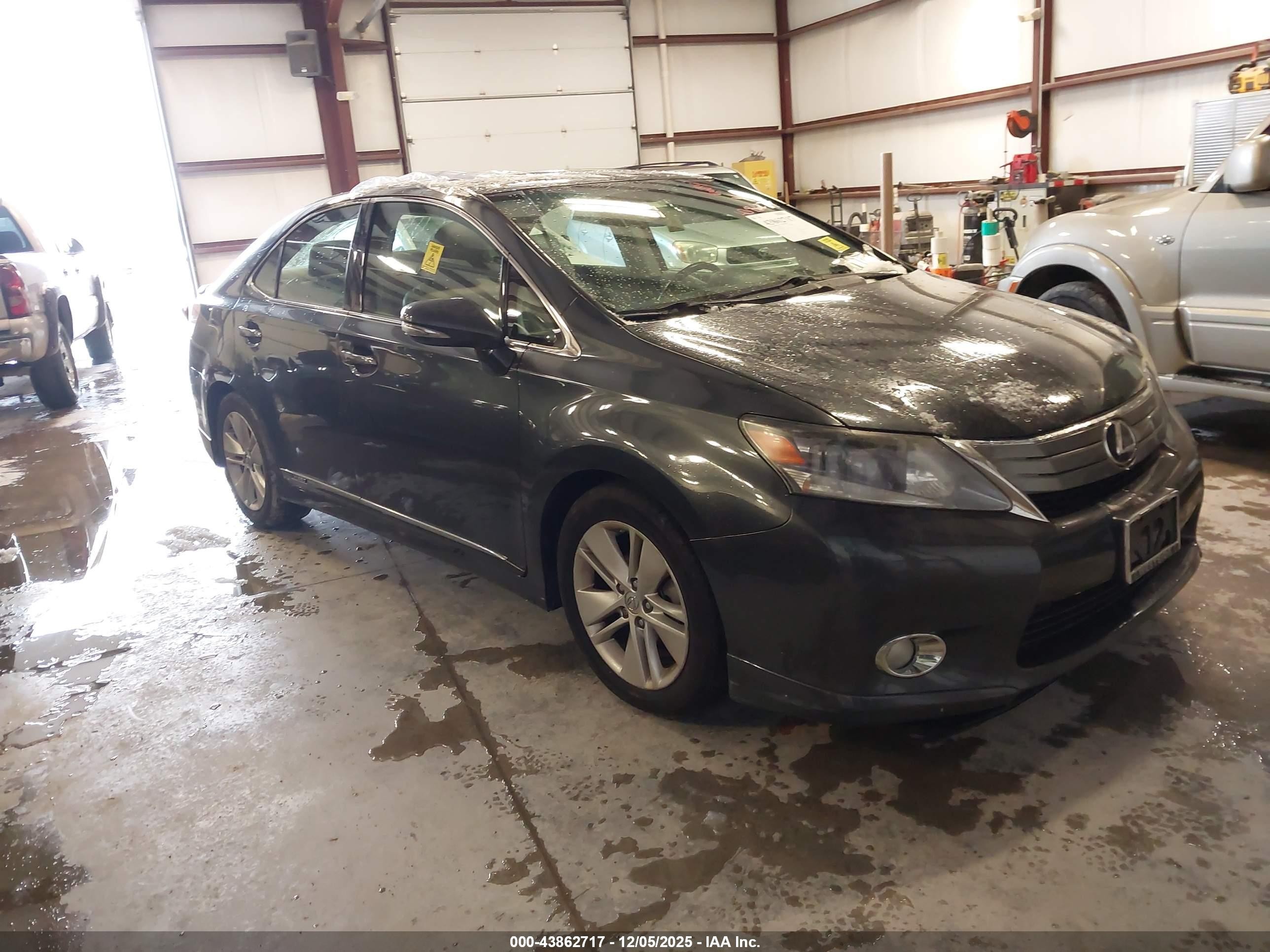 2011 Lexus HS 250h, VIN JTHBB1BA8B2046289 — Крыша