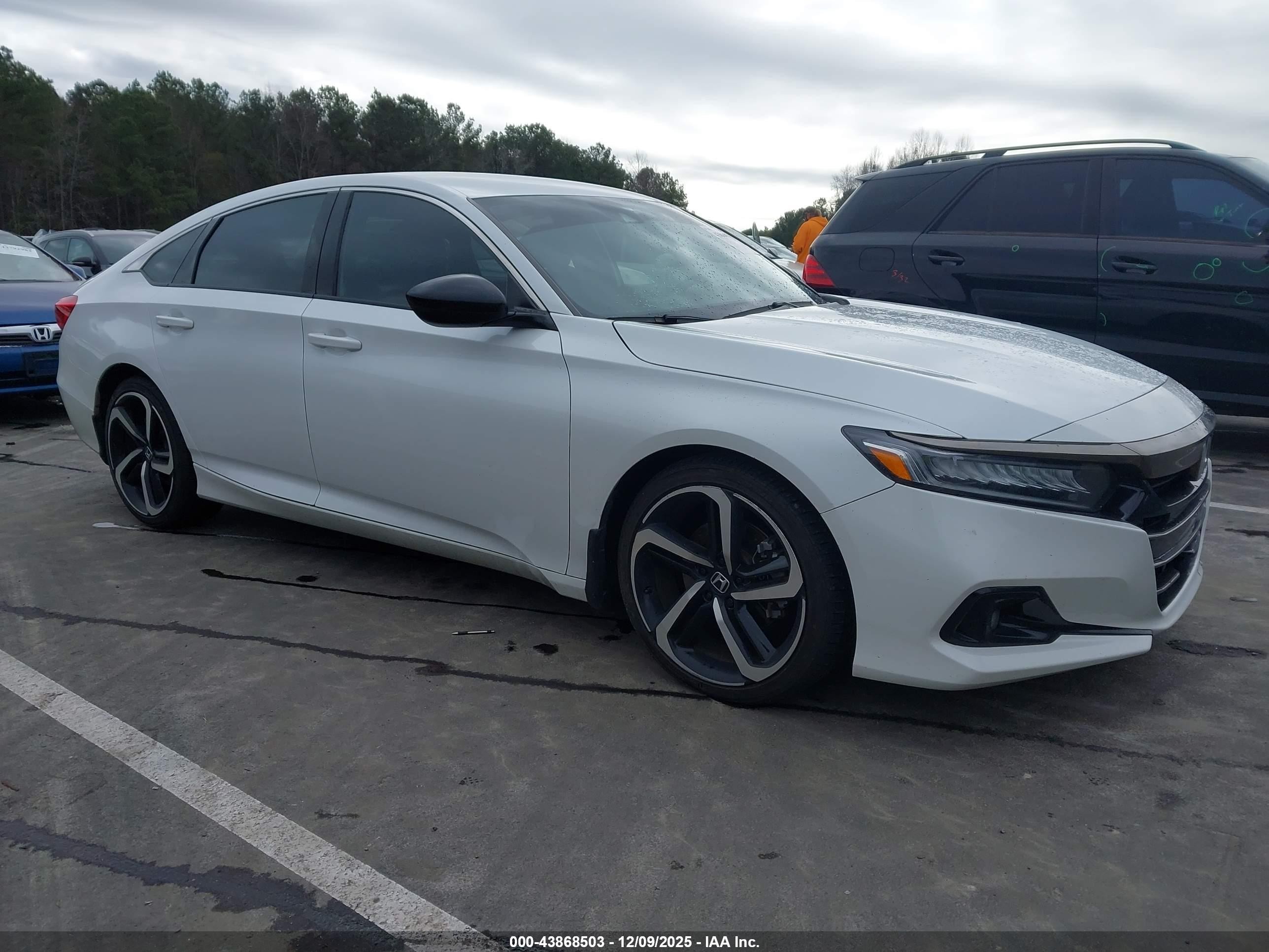 2022 Honda Accord Sport, VIN 1HGCV1F36NA096676 — Storm