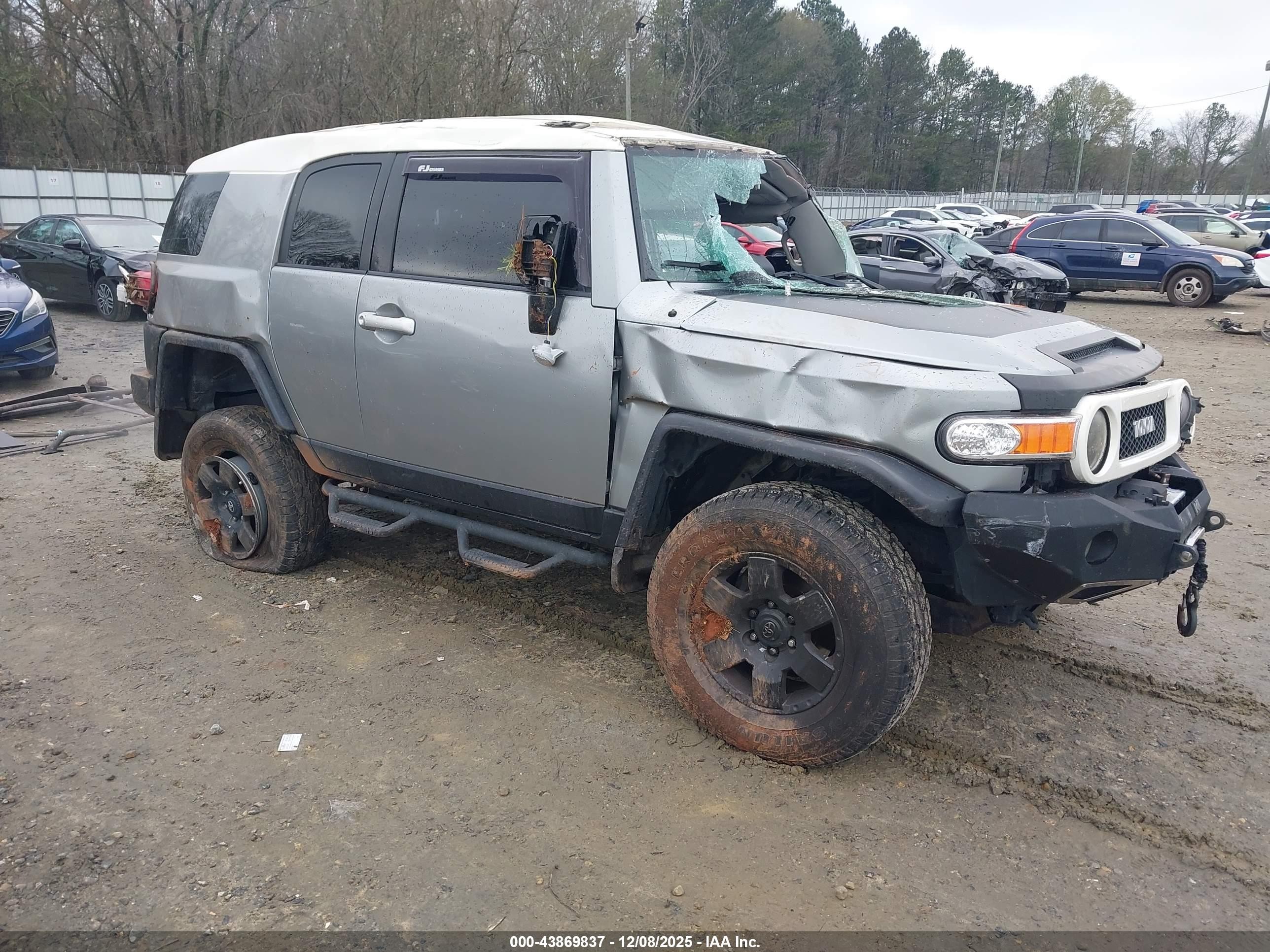 2010 Toyota FJ Cruiser, VIN JTEBU4BF1AK093232 — Rollover