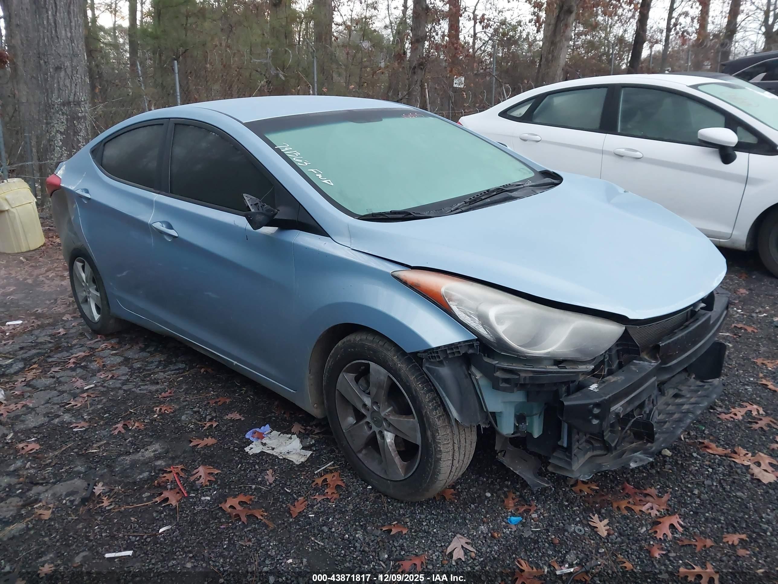 2011 Hyundai Elantra GLS, VIN KMHDH4AE9BU150515 — Front end