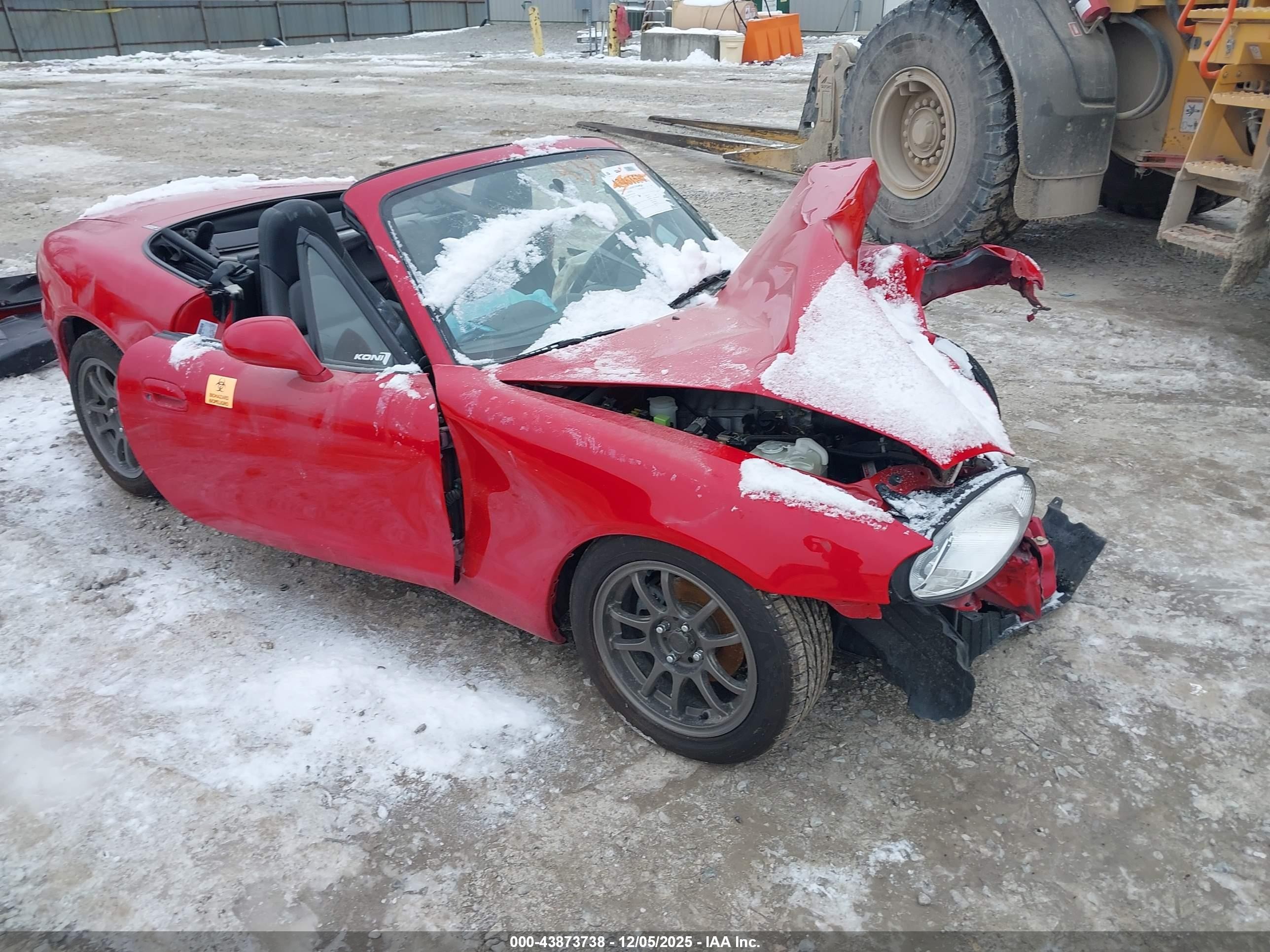 1999 Mazda MX-5 Miata, VIN JM1NB3532X0111342 — Biohazard / chemical