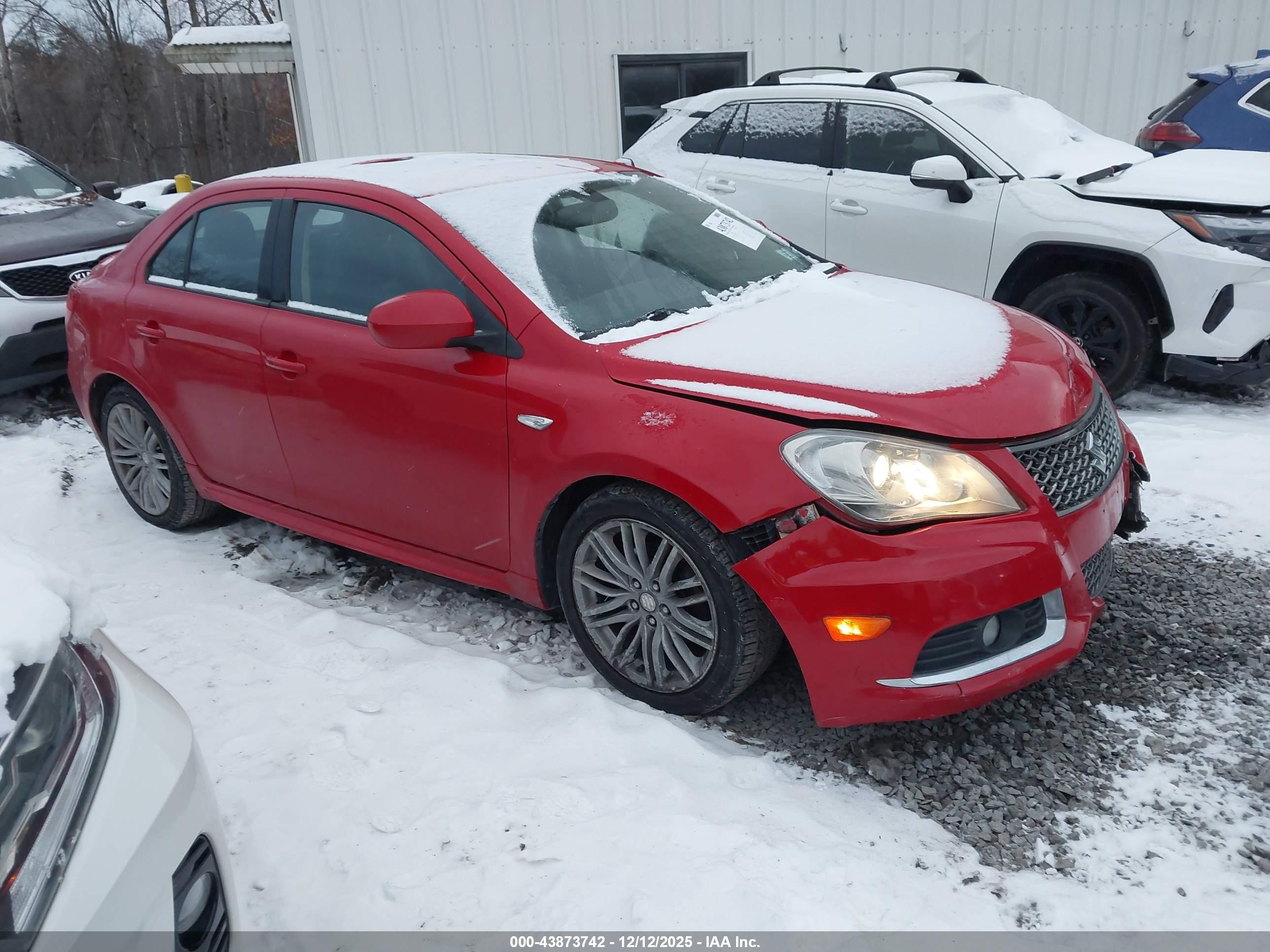 2012 Suzuki Kizashi SLS Sport, VIN JS2RF9A85C6100634 — Front end