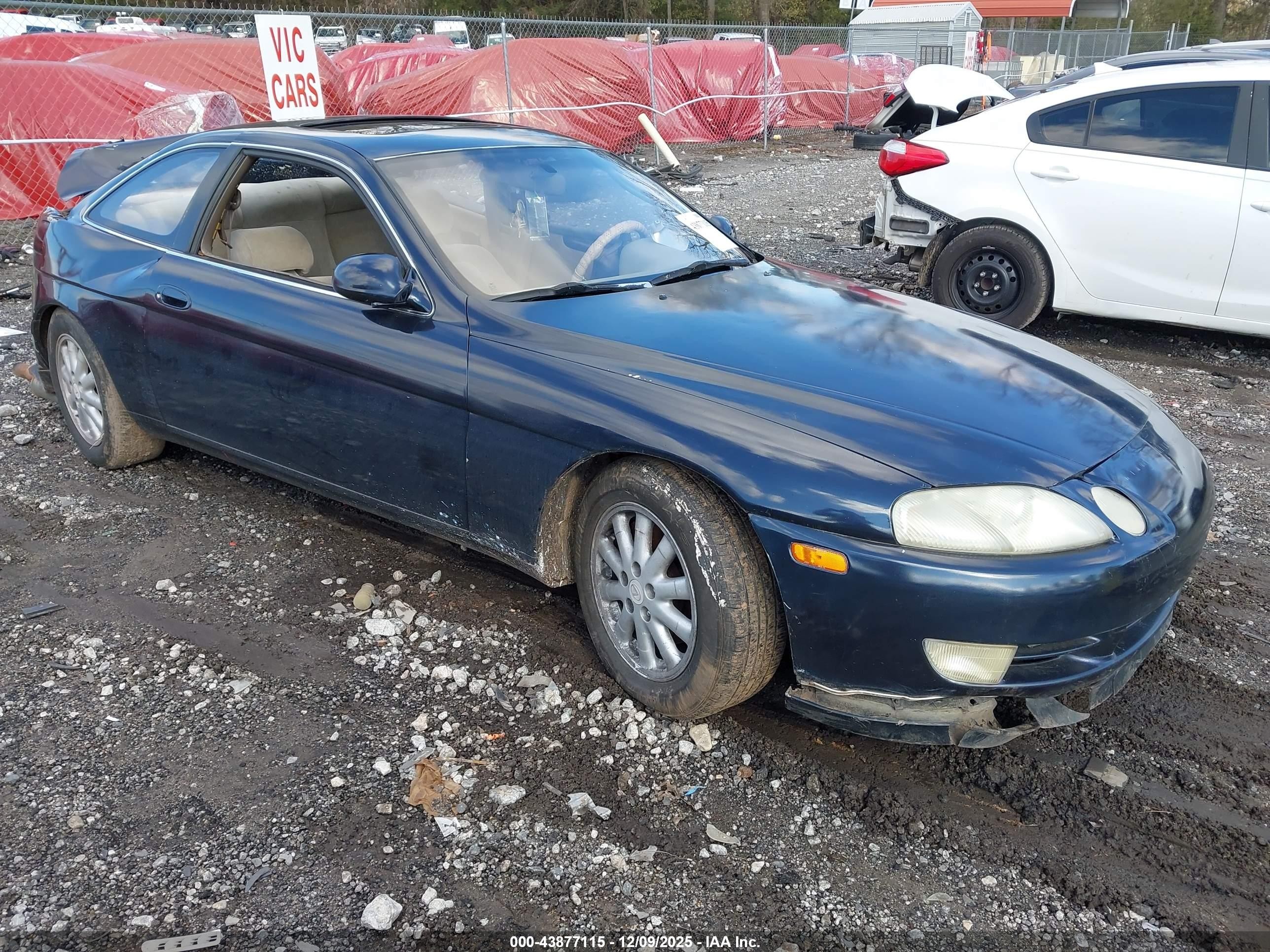 1993 Lexus SC 400, VIN JT8UZ30C8P0029841 — Rear end