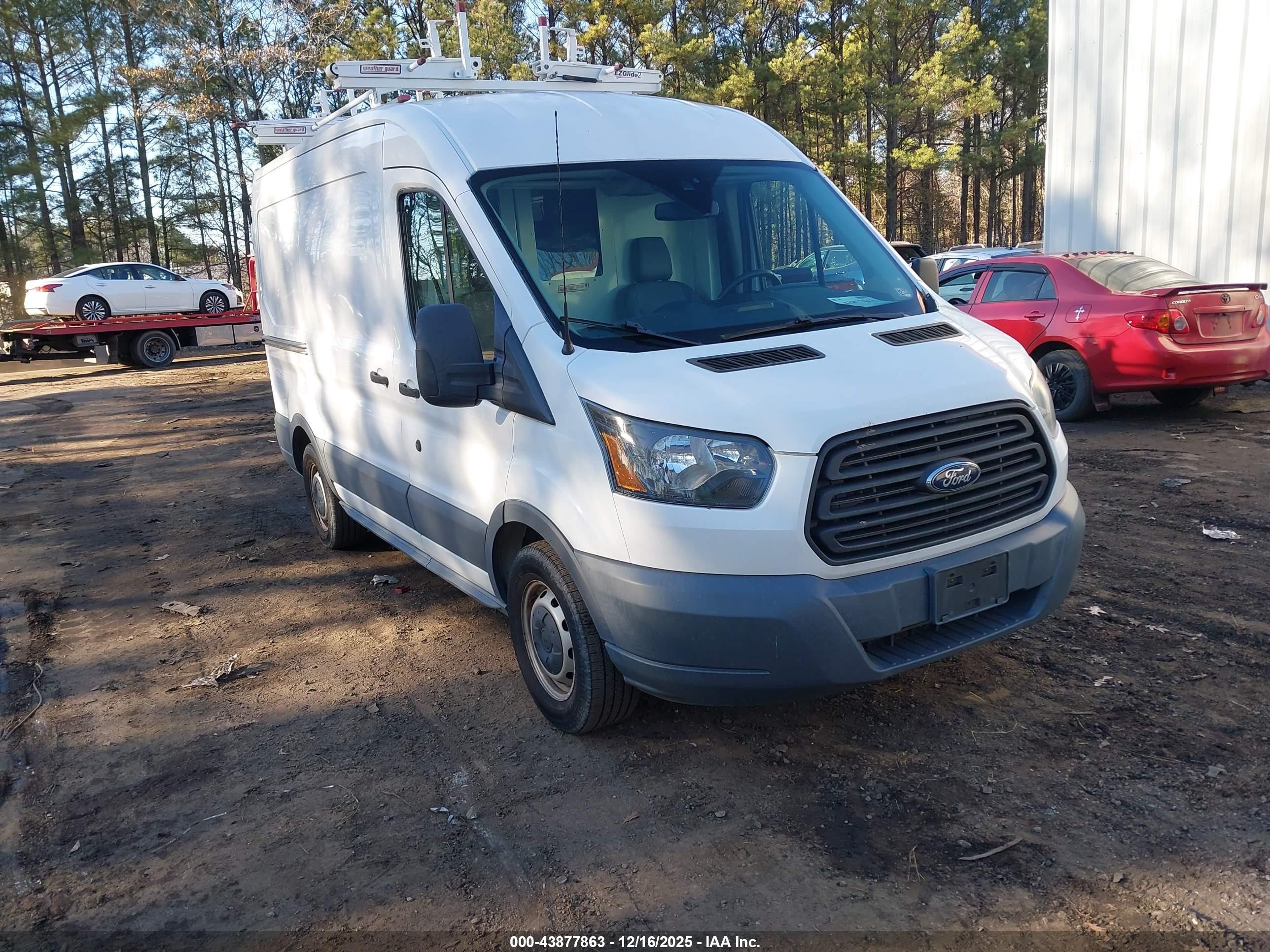 2017 Ford Transit Cargo, VIN 1FTYE1CM7HKA22098 — Normal wear