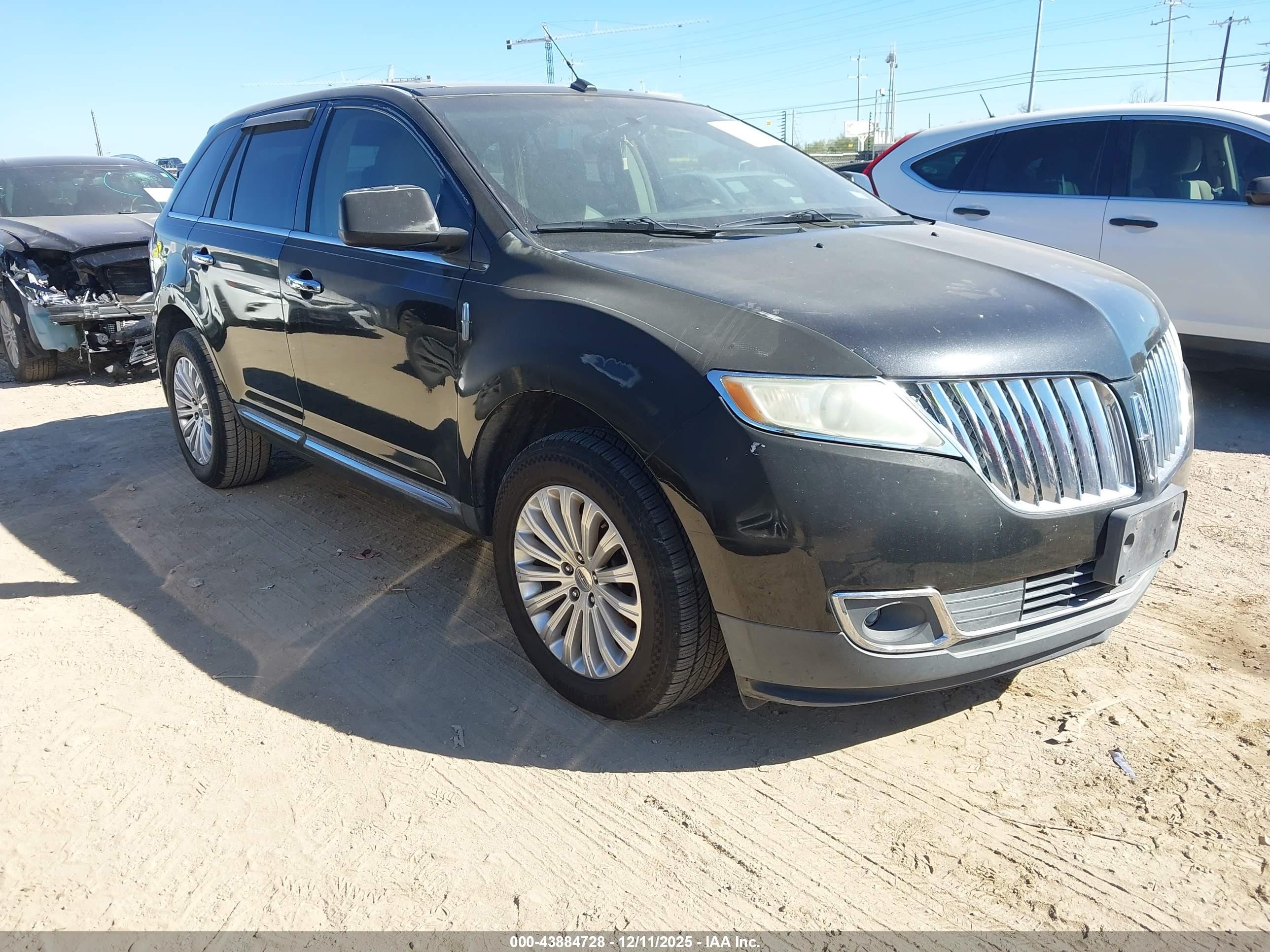 2011 Lincoln MKX, VIN 2LMDJ6JK3BBJ06574 — Electrical