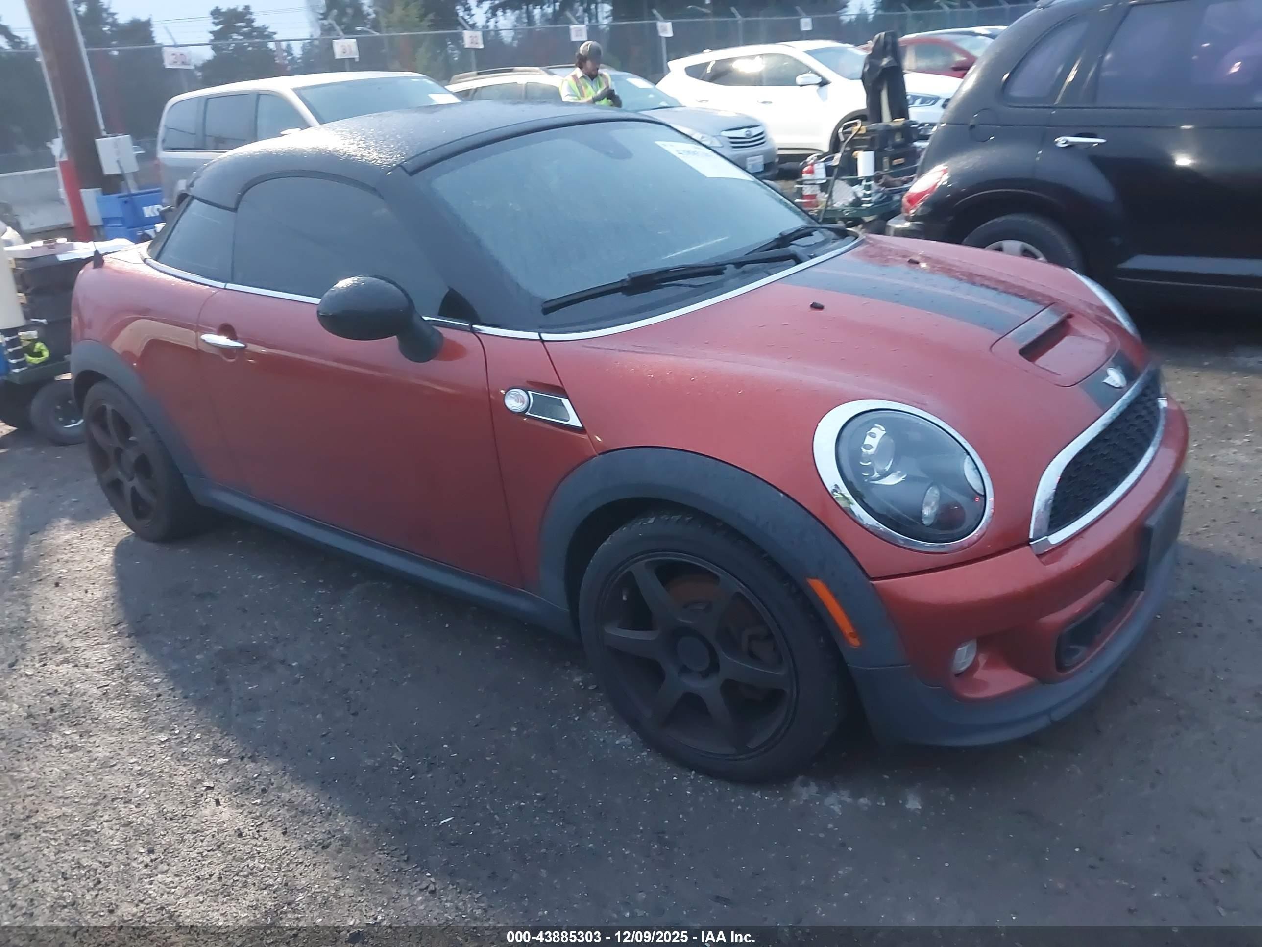 2012 MINI Coupe S, VIN WMWSX3C52CT155422 — Front end