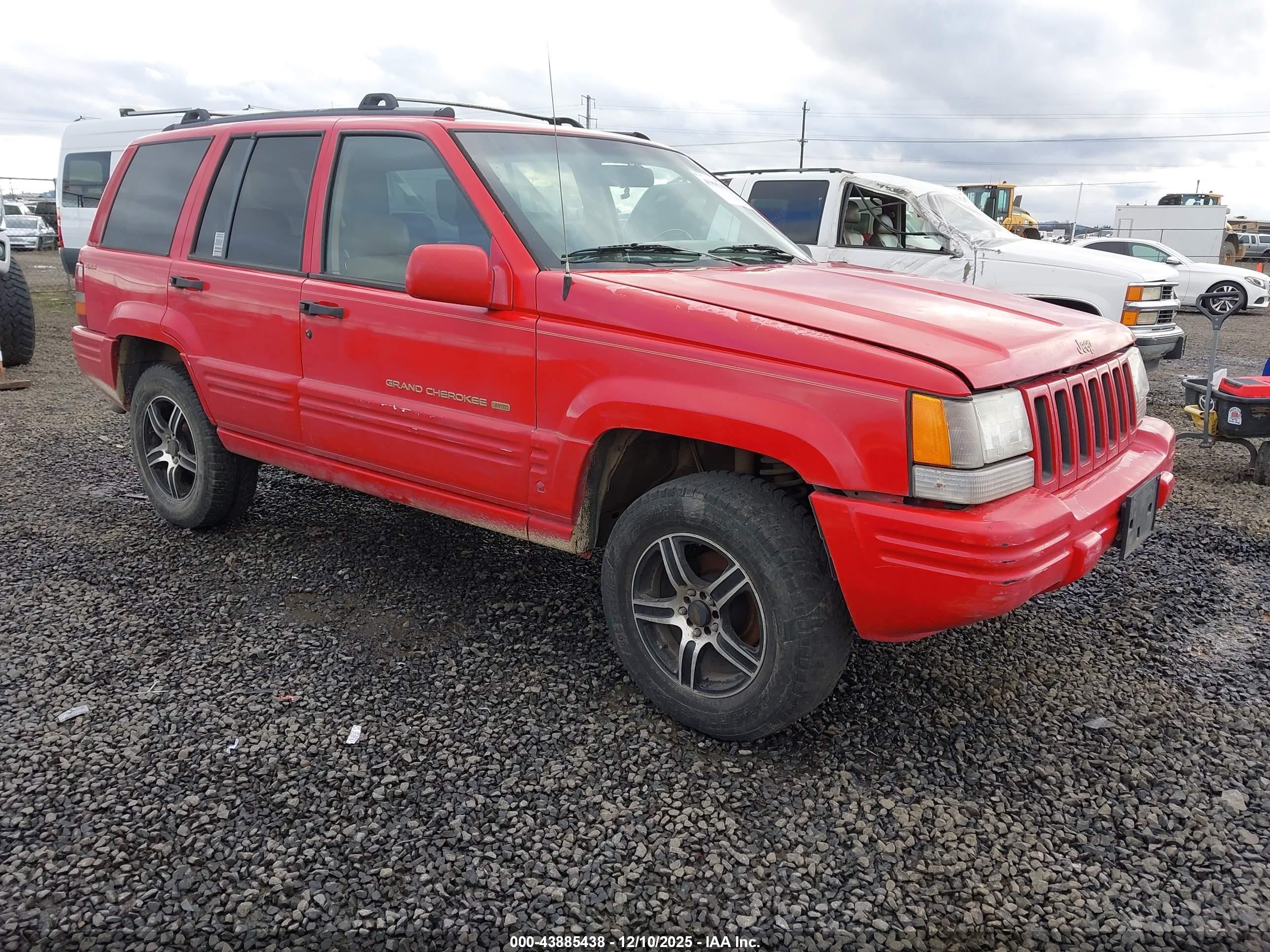 1996 Jeep Grand Cherokee Limited, VIN 1J4GZ78Y7TC252610 — Normal wear