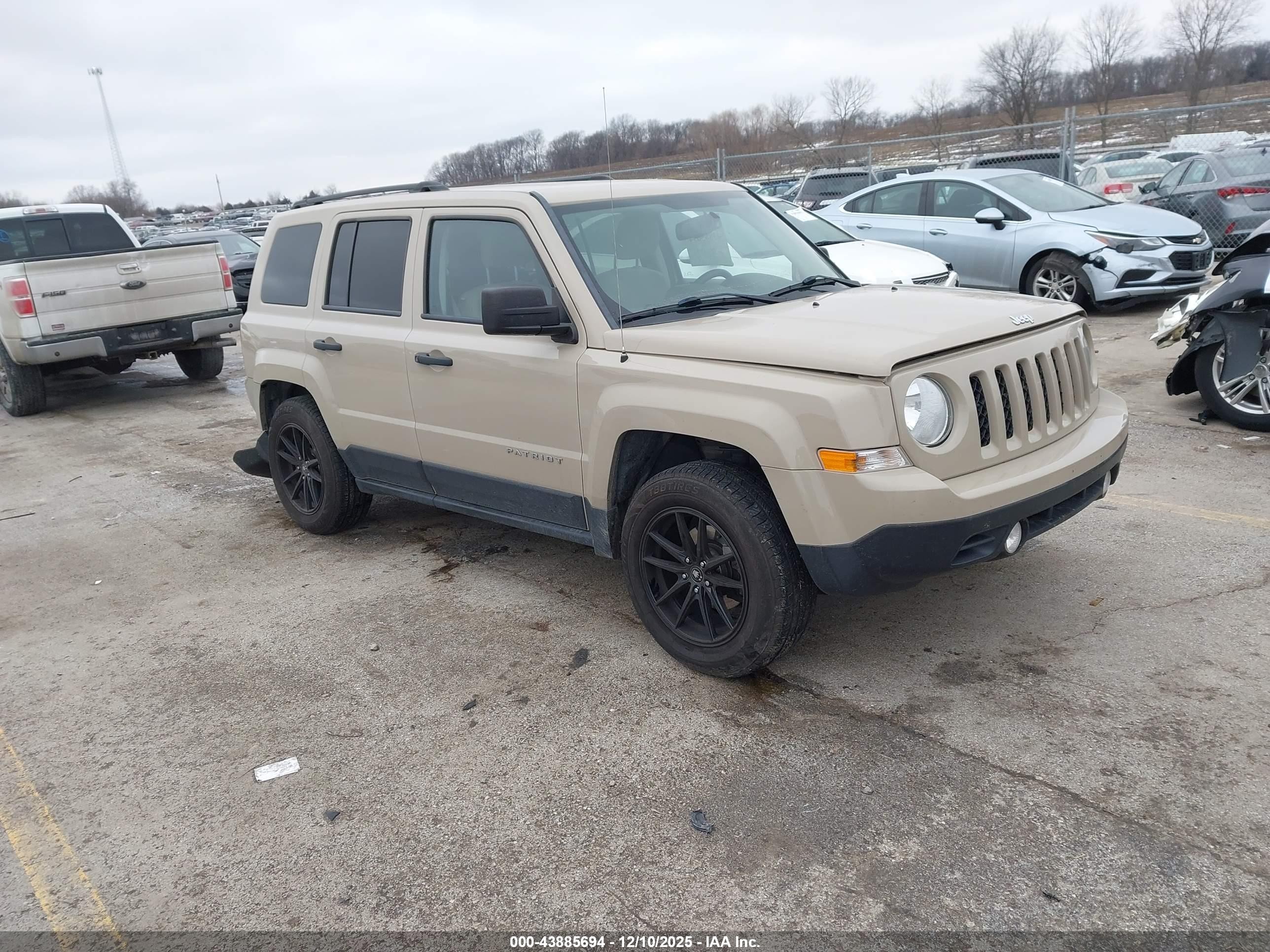 2017 Jeep Patriot Sport, VIN 1C4NJRBB7HD170575 — Side