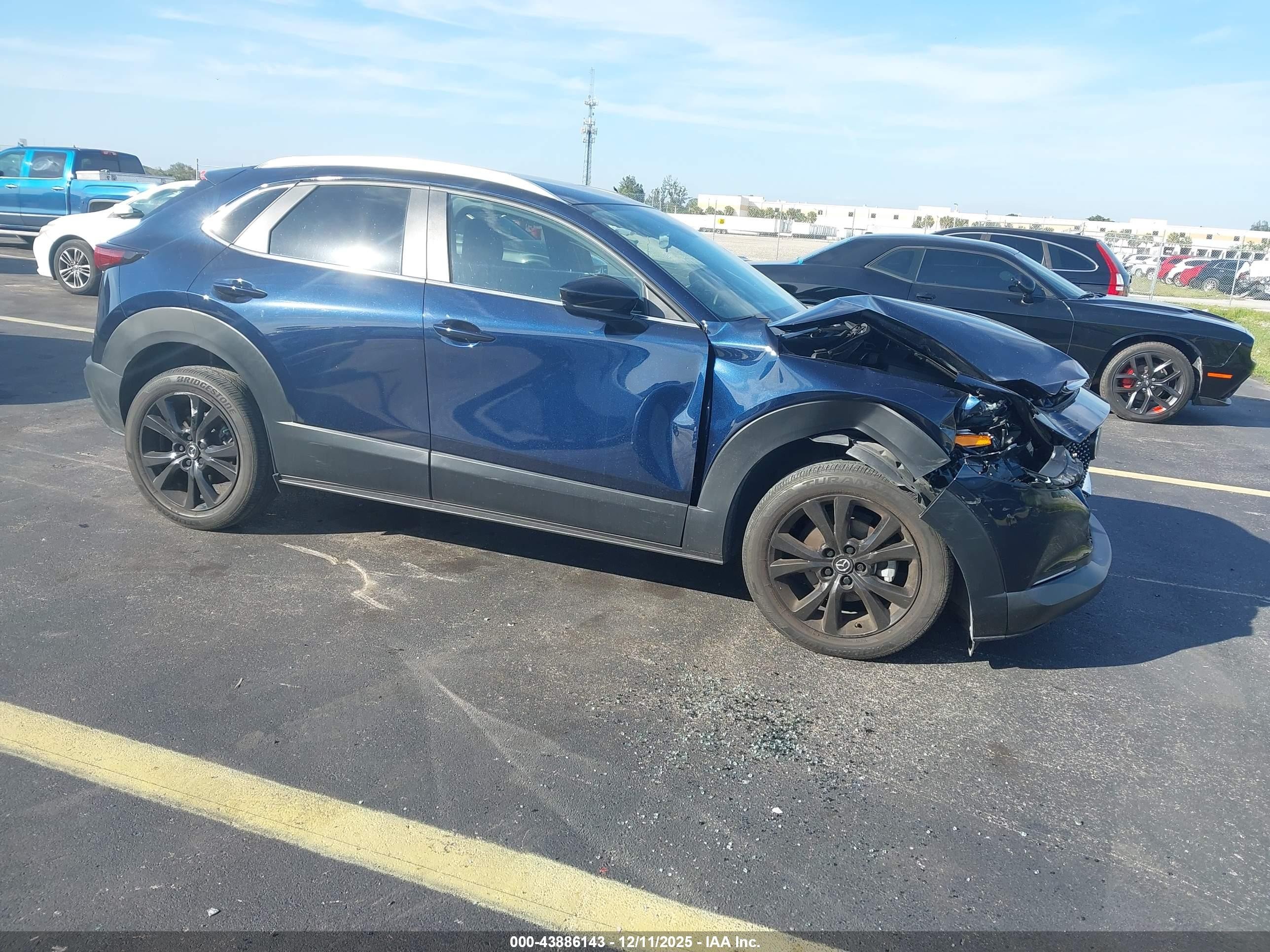 2024 Mazda CX-30 S Select Sport, VIN 3MVDMBBMXRM668091 — Front end